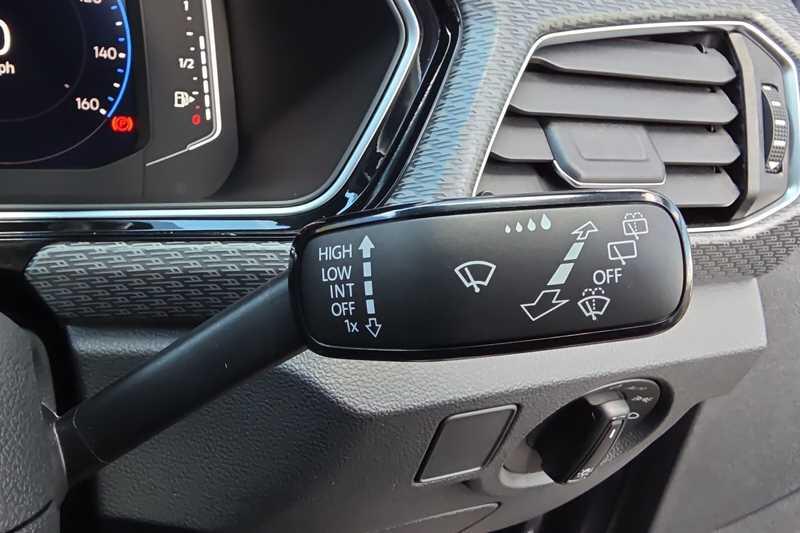 Volkswagen T-Cross view 33