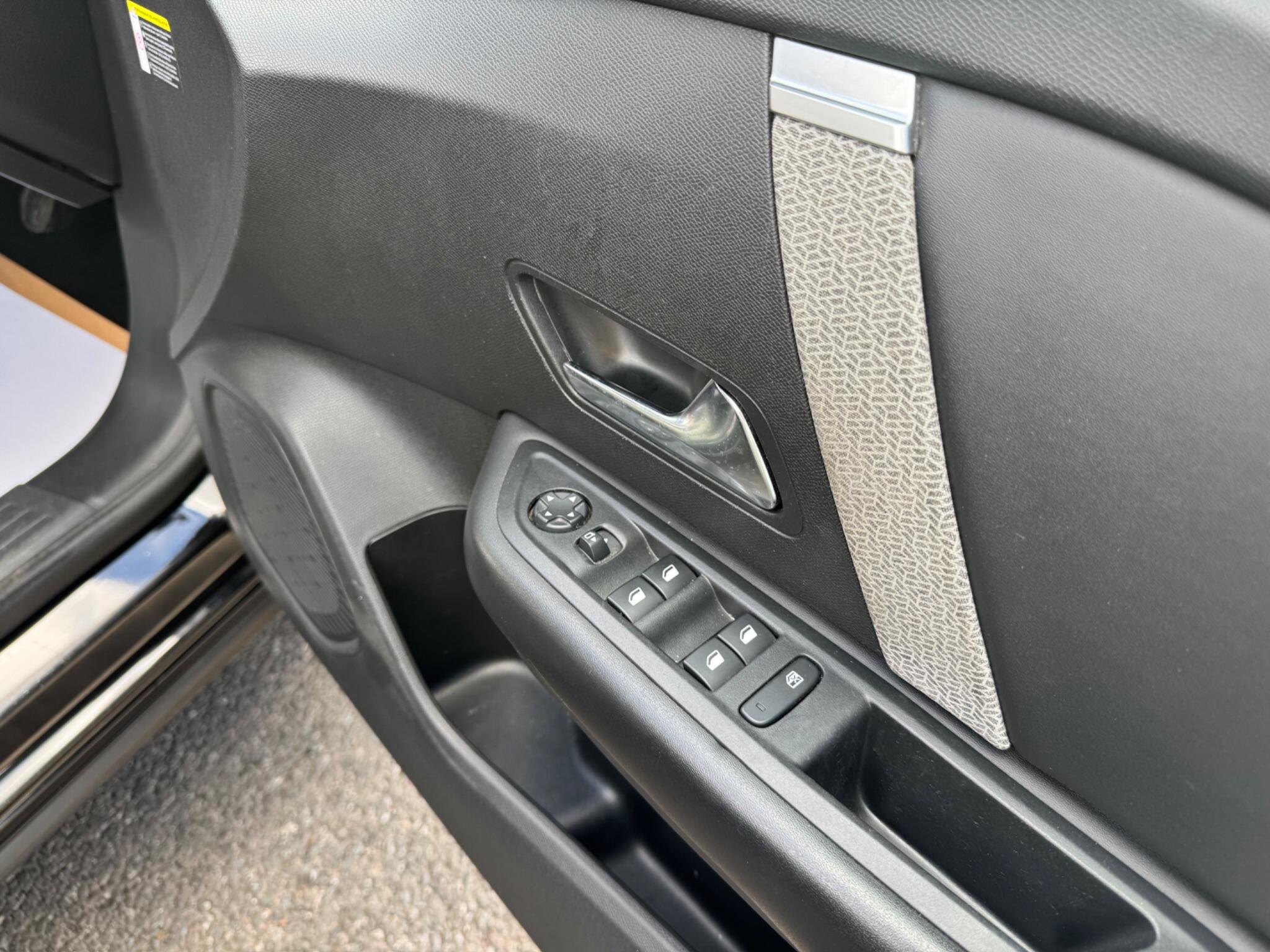 Citroen C4 view 20