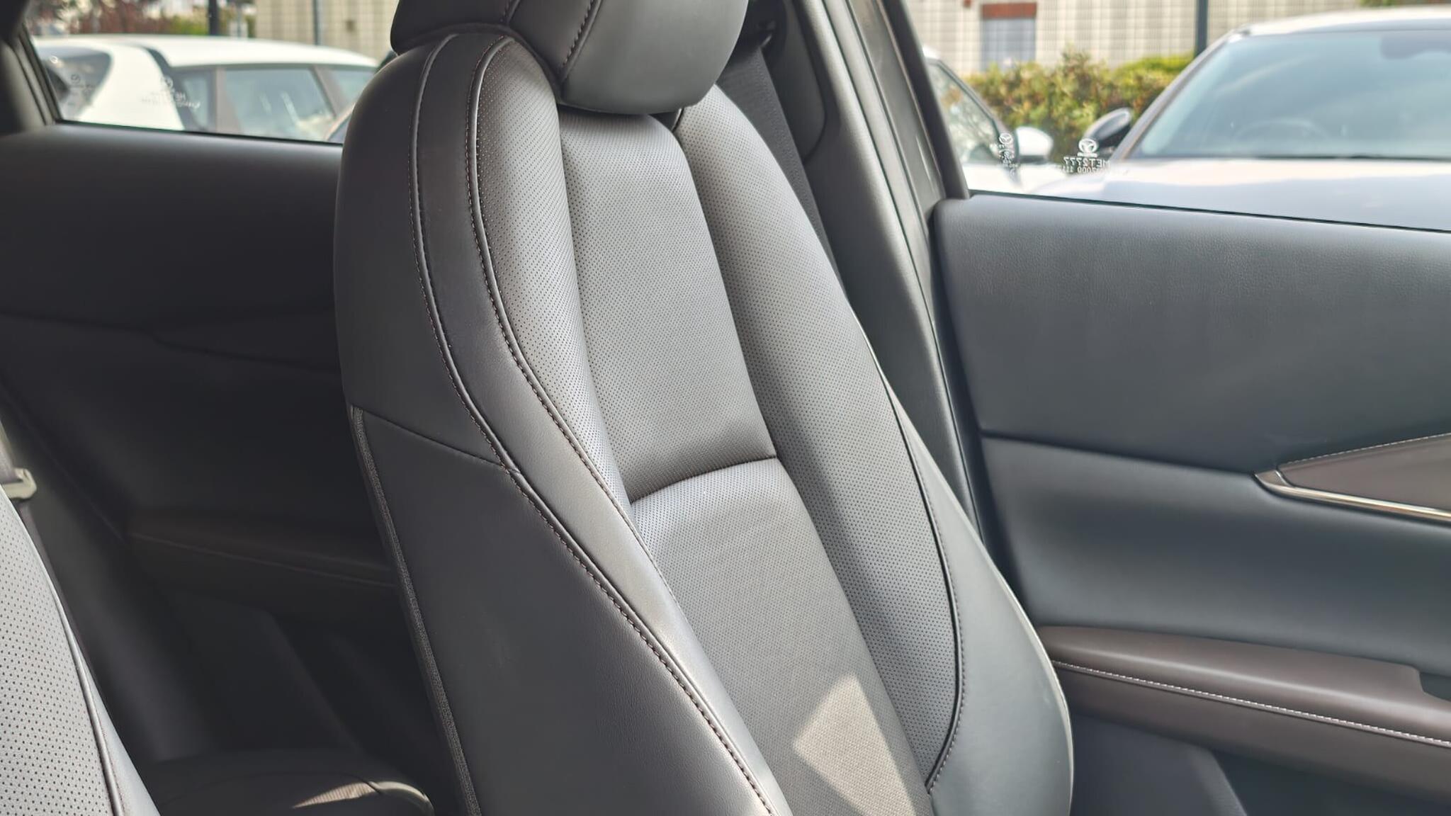 Mazda CX-30 view 27