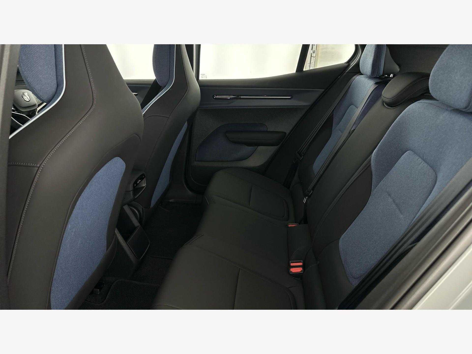 Volvo Ex30 view 16