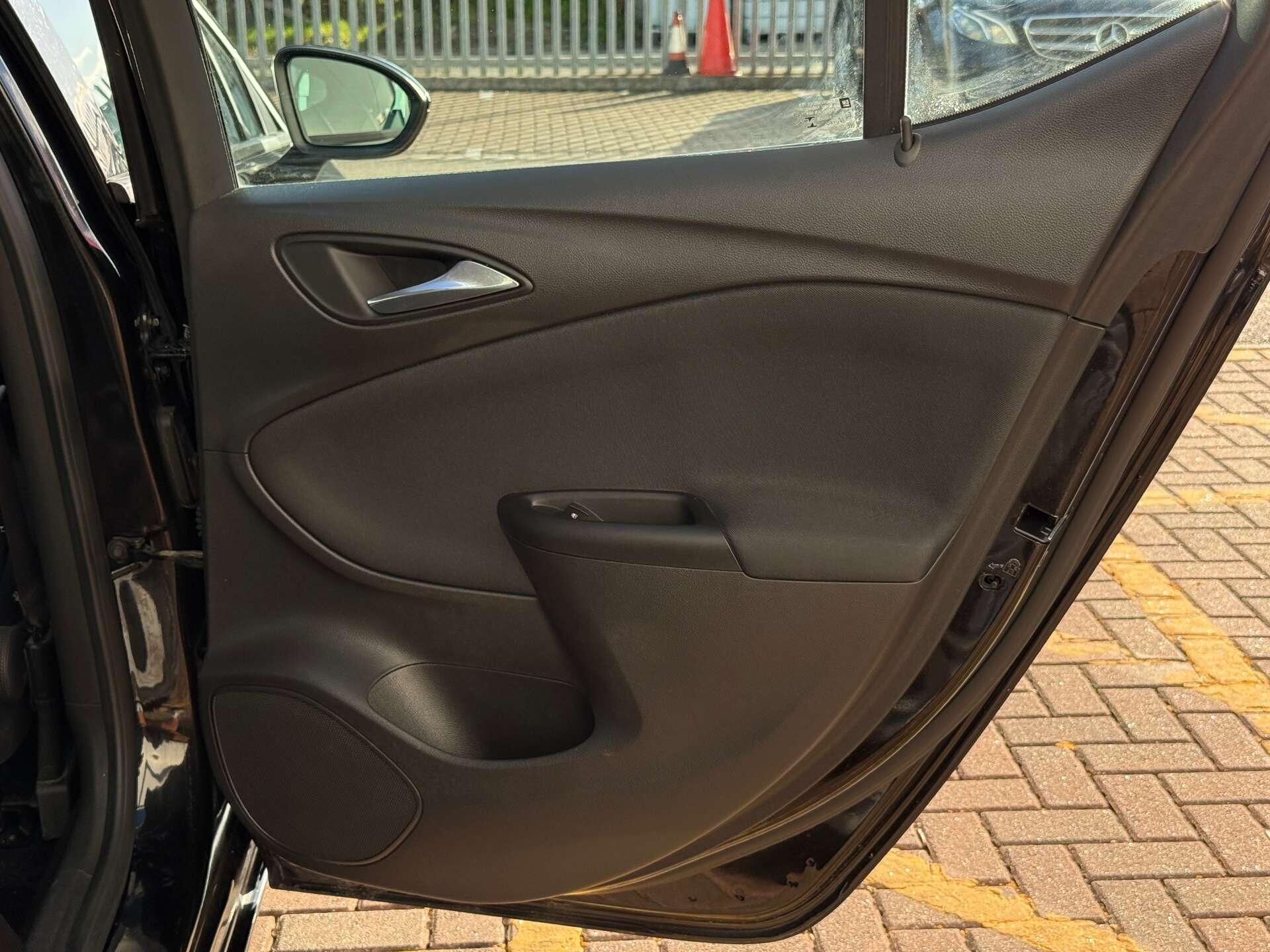 Vauxhall Astra view 31