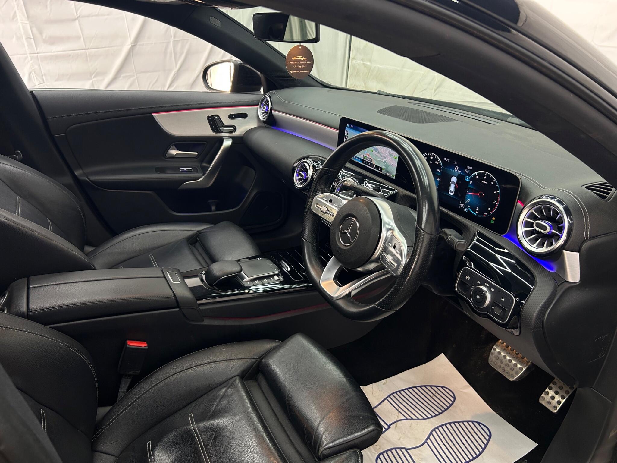 Mercedes-Benz Cla view 13