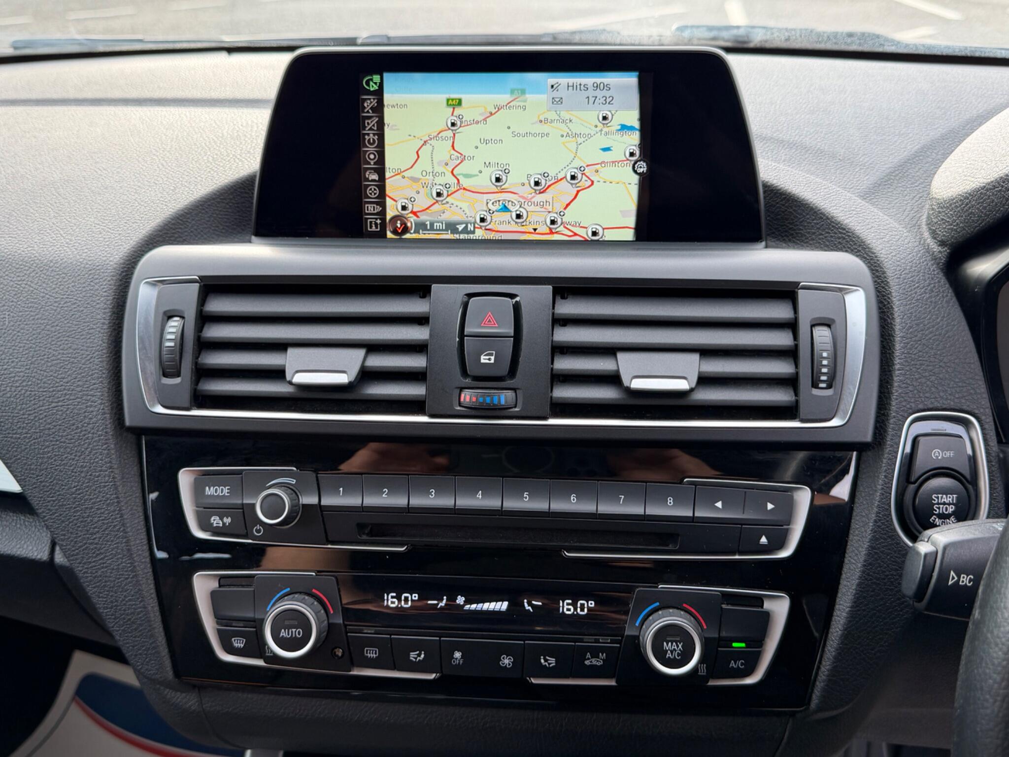 BMW 1 Series view 27