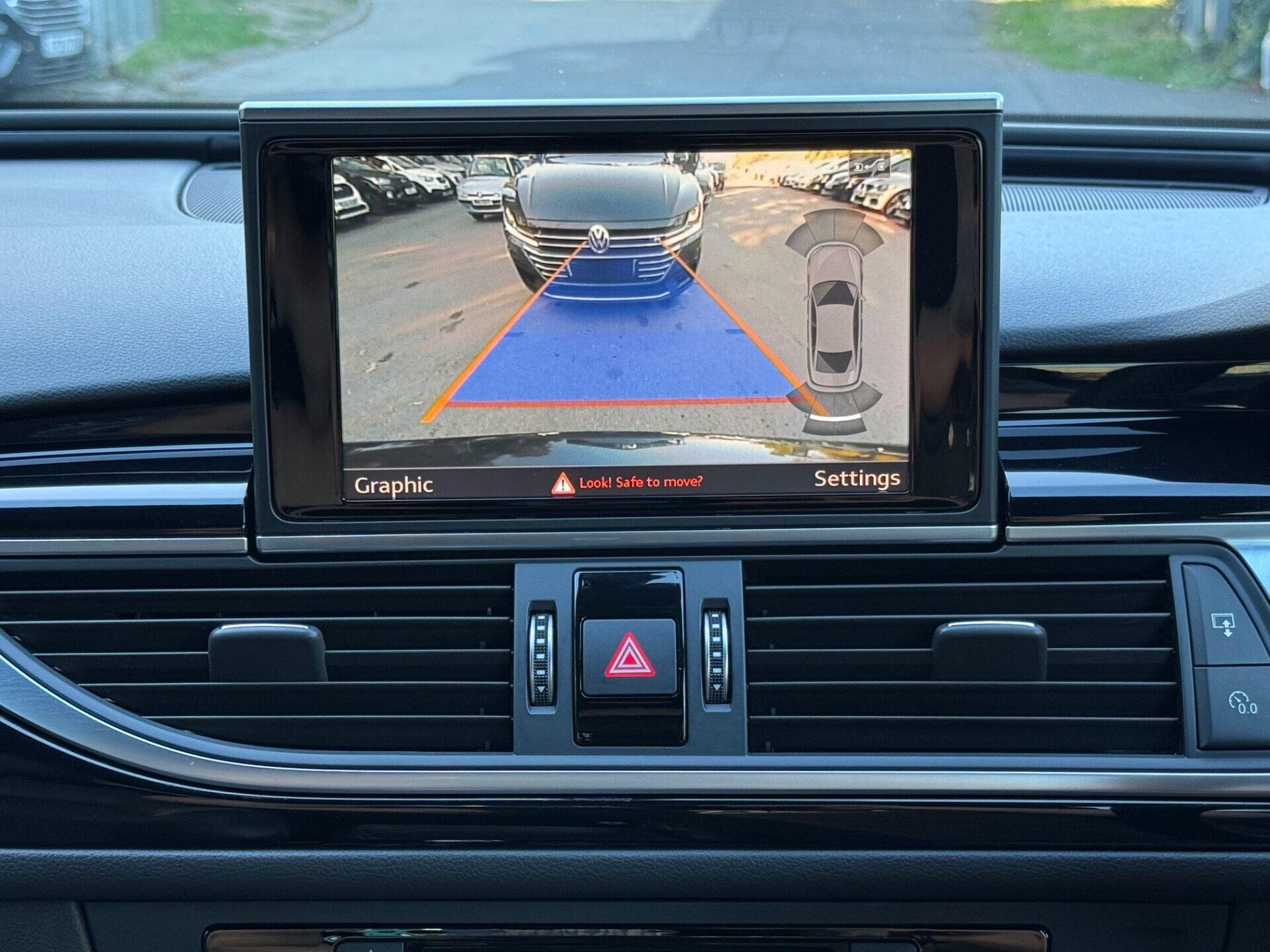 Audi A6 view 13