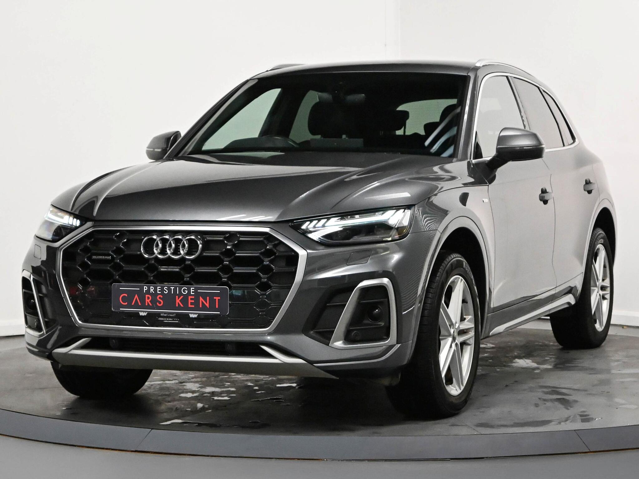 Audi Q5 view 38