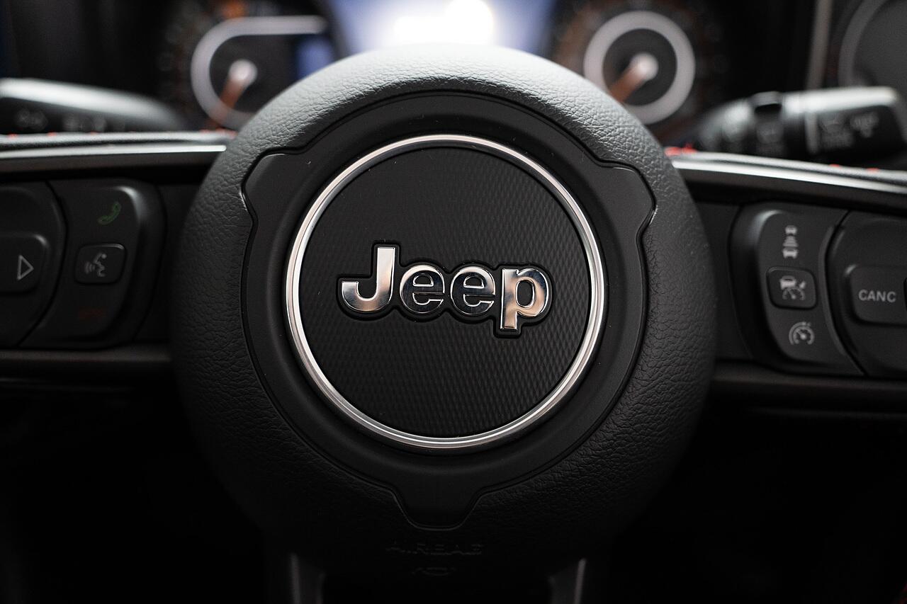 Jeep Wrangler view 10