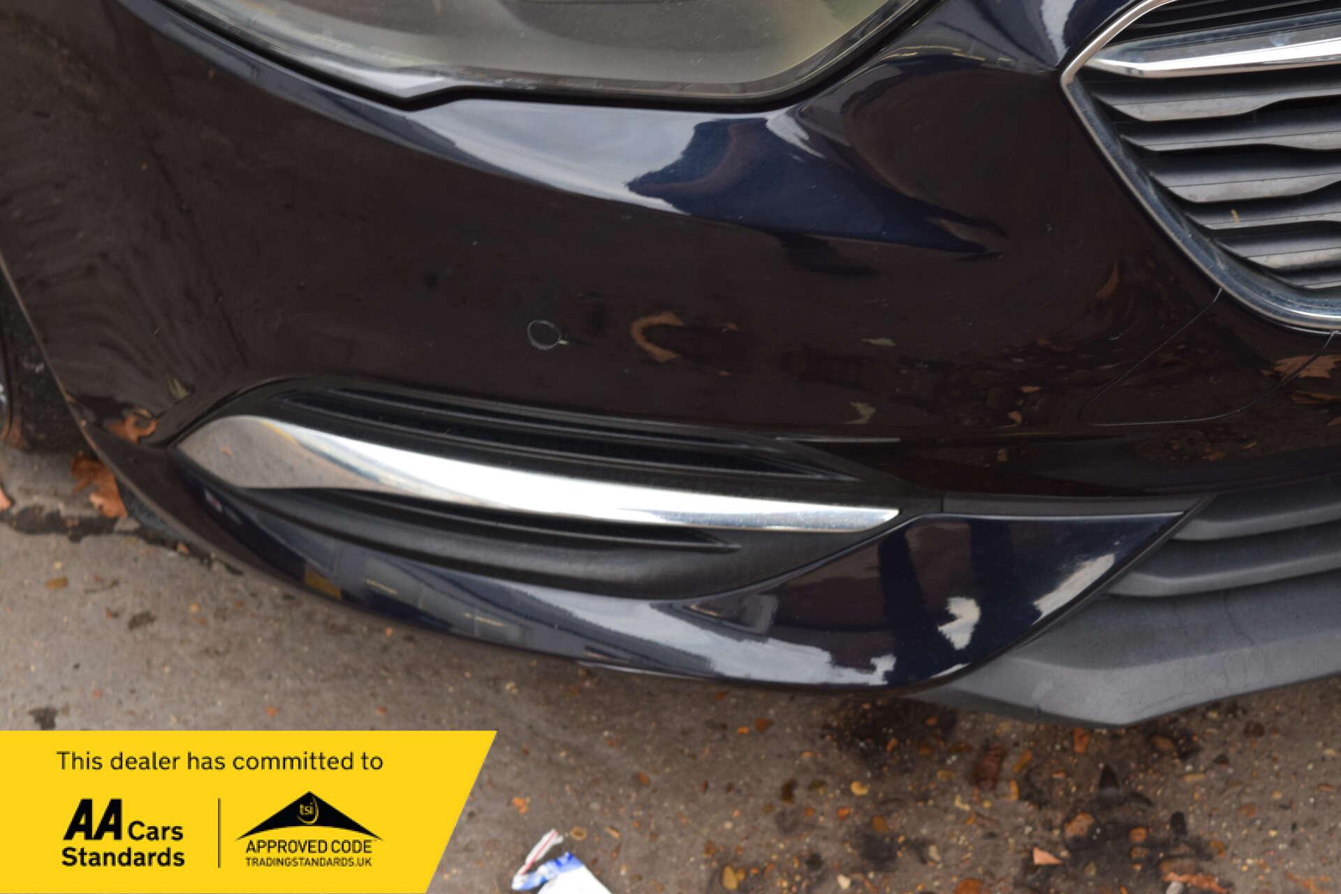 Vauxhall Insignia view 12