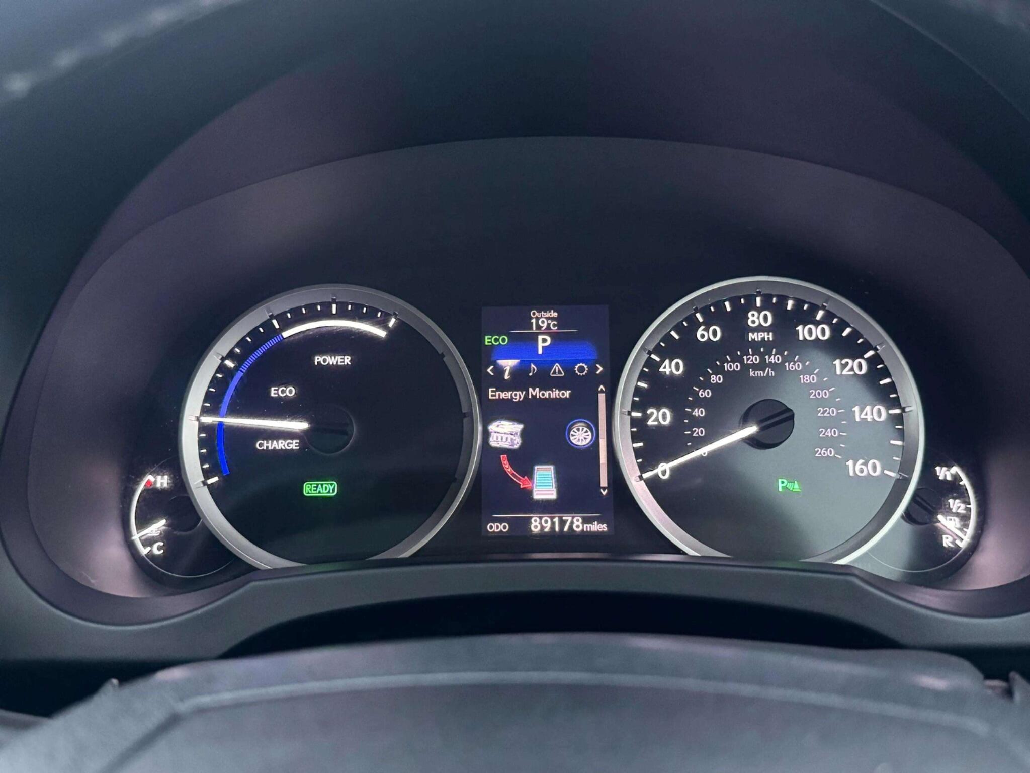 Lexus Is view 6