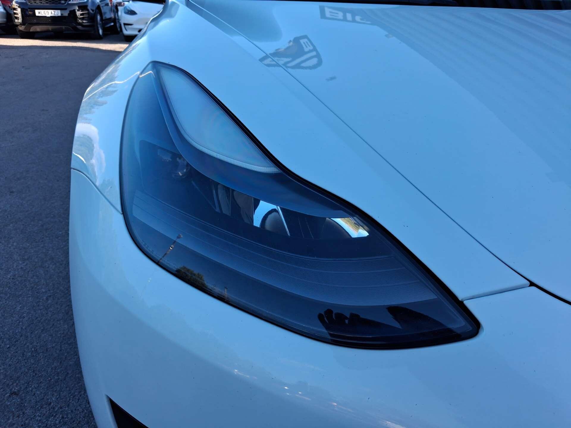 Tesla Model 3 view 3