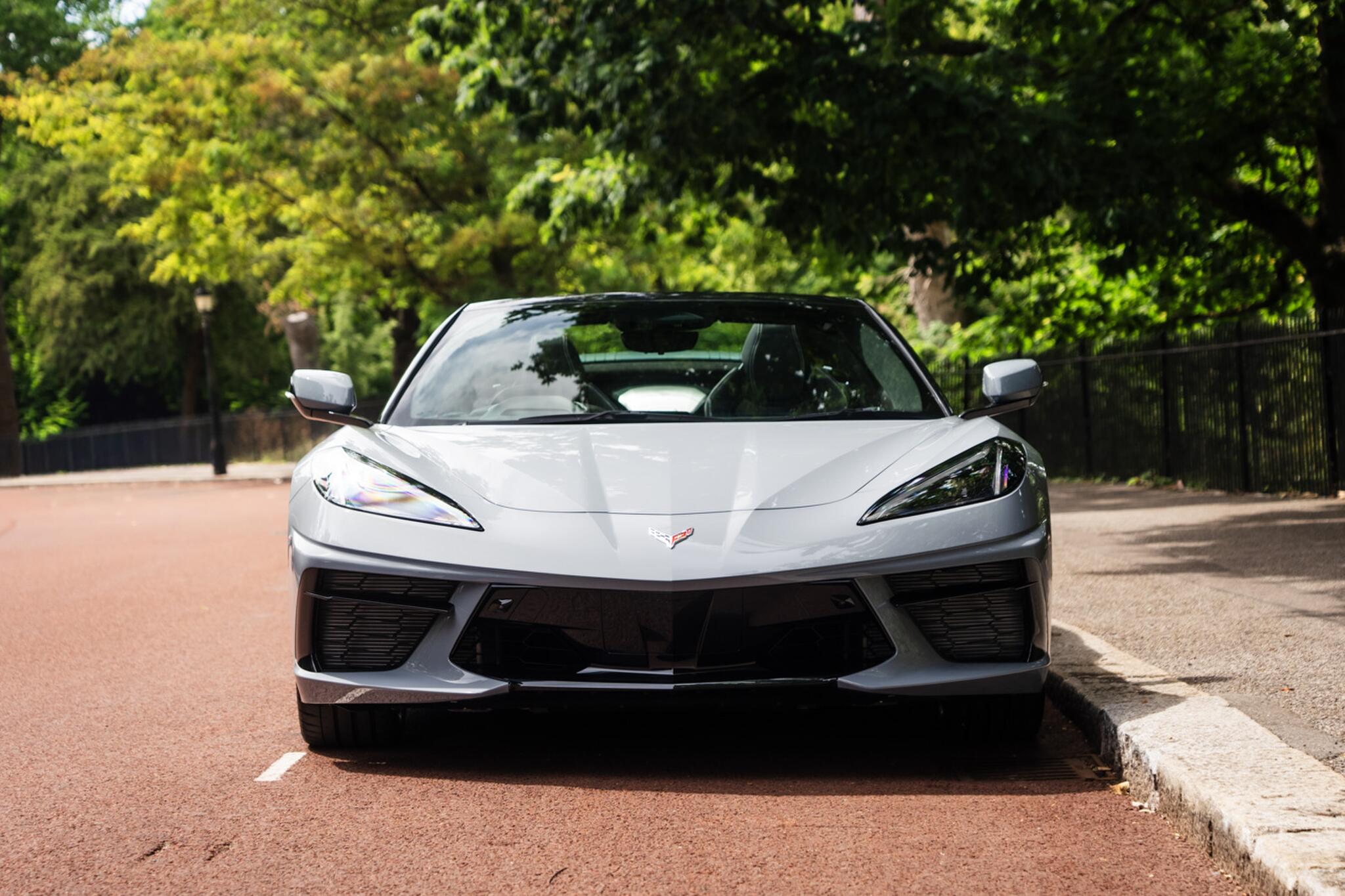 Chevrolet Corvette Stingray view 2