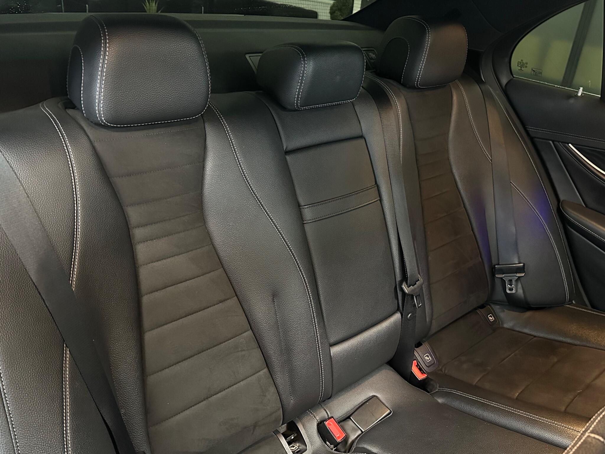 Mercedes-Benz E Class view 35