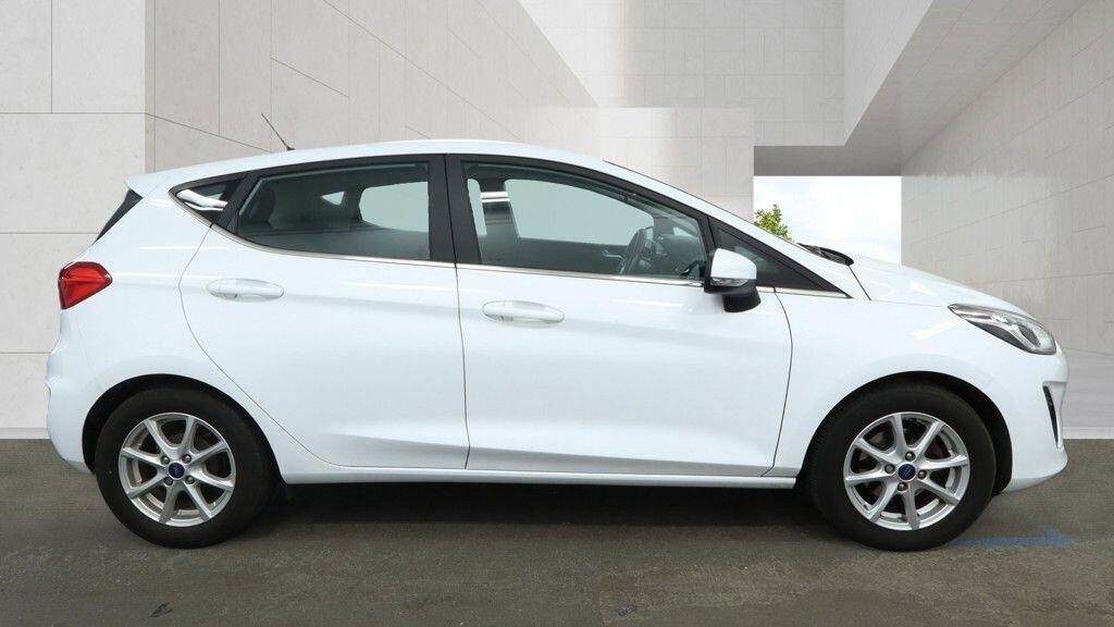Ford Fiesta view 12