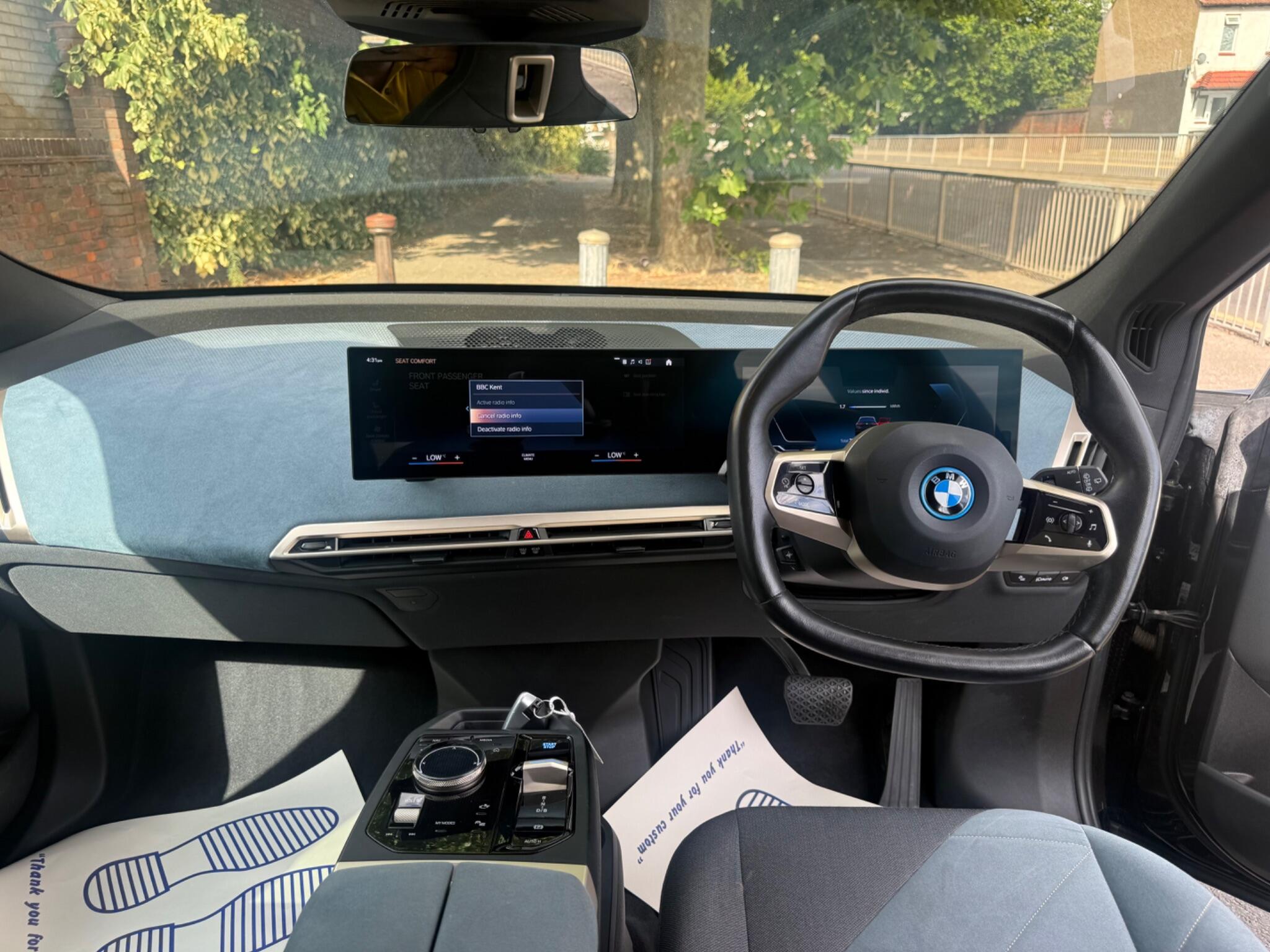 BMW Ix view 16