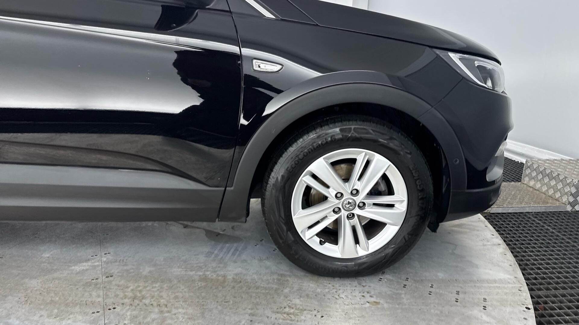 Vauxhall Grandland X view 20