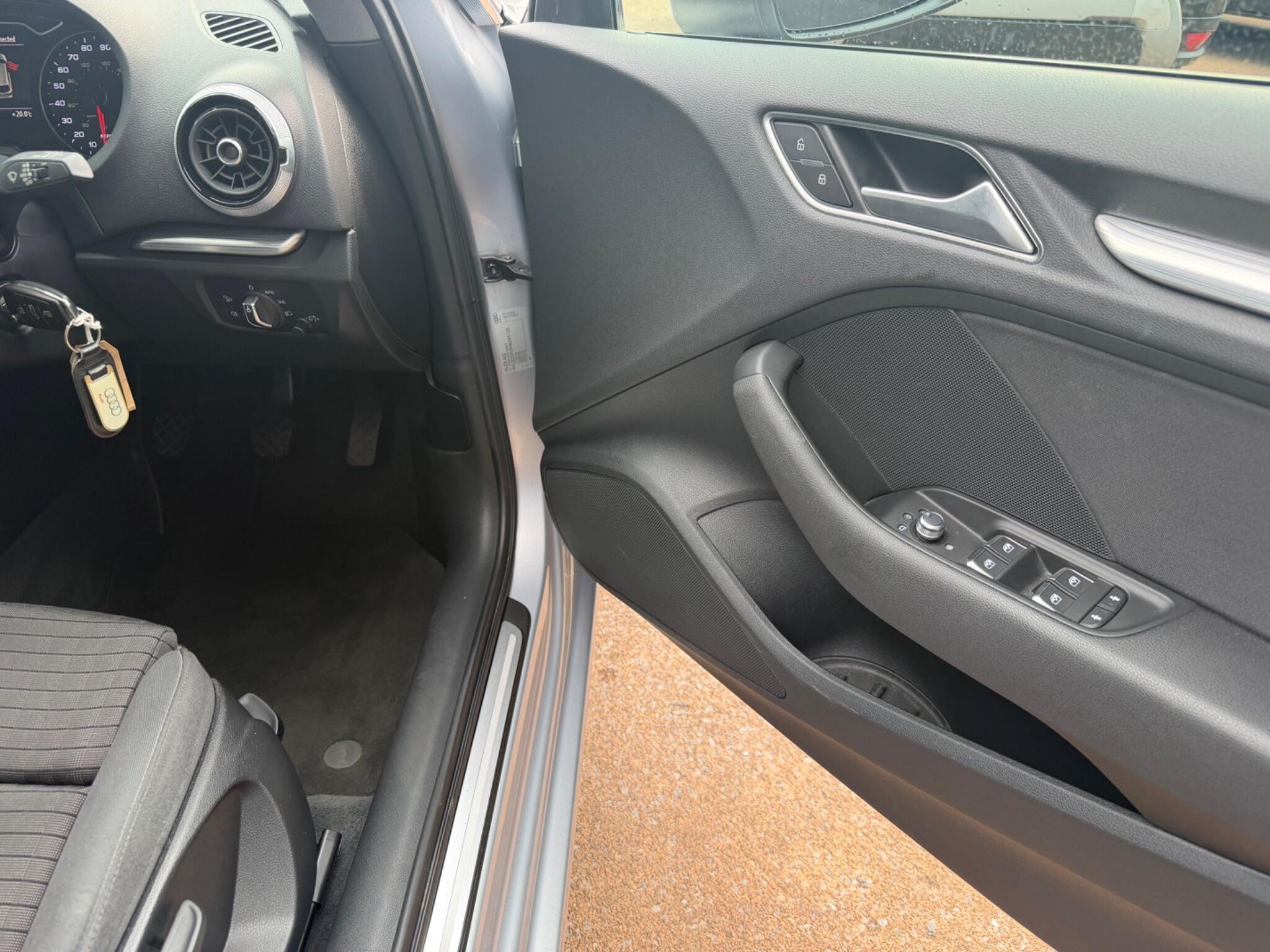 Audi A3 view 7