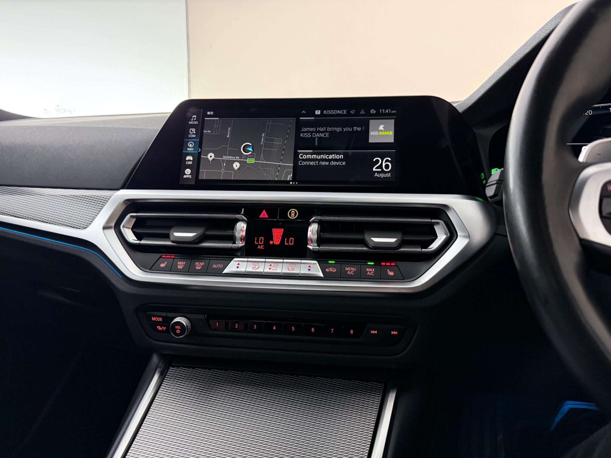 BMW 3 Series view 36