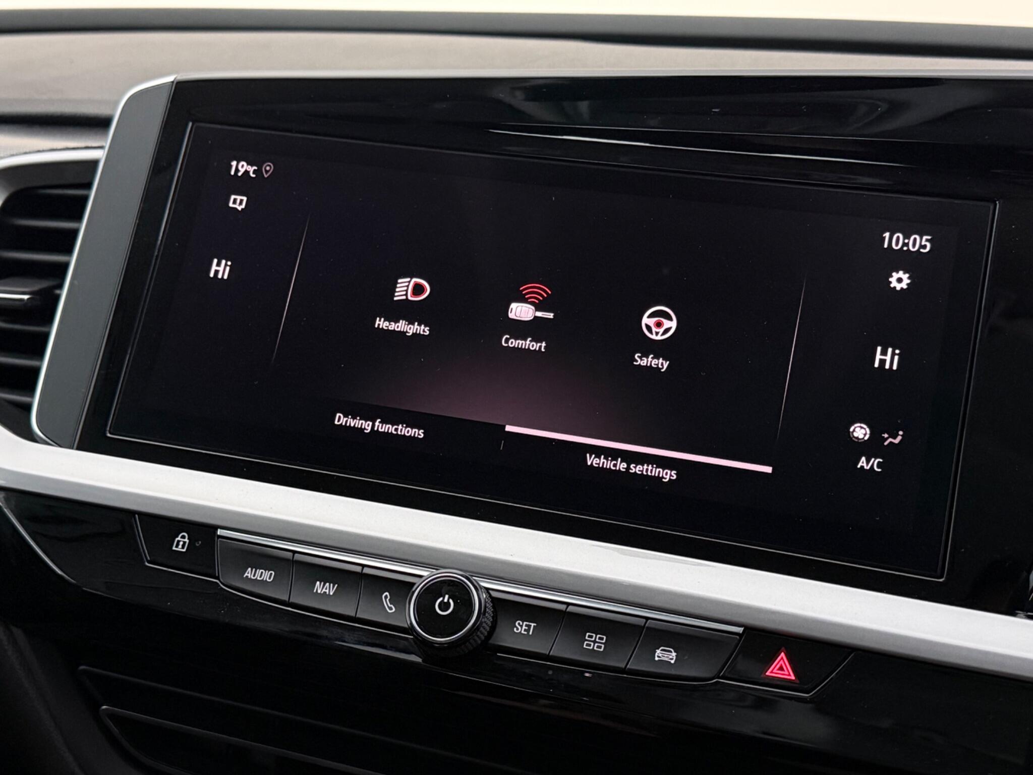 Vauxhall Grandland view 26