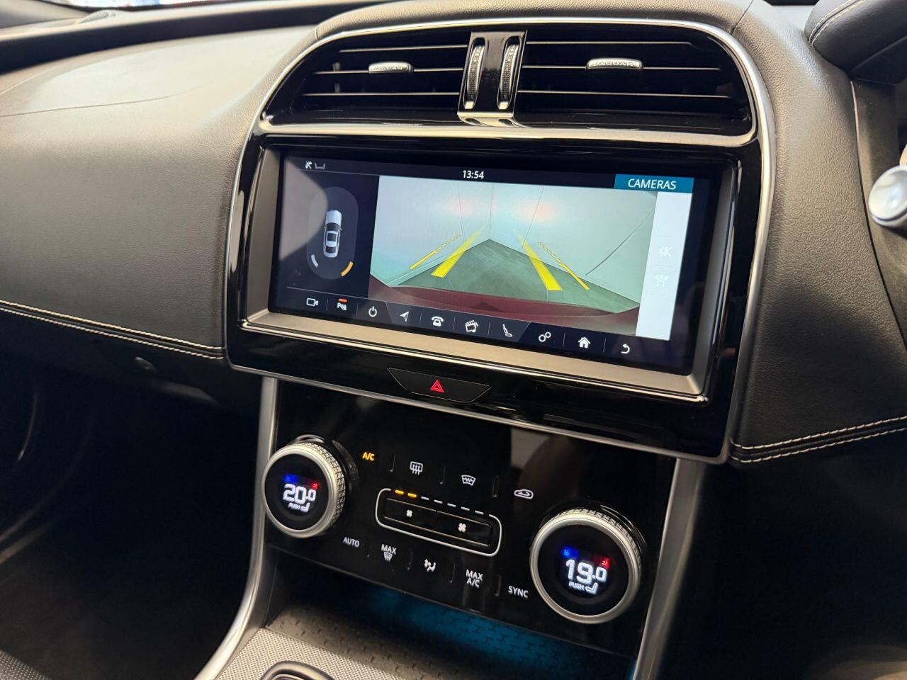 Jaguar Xe view 29