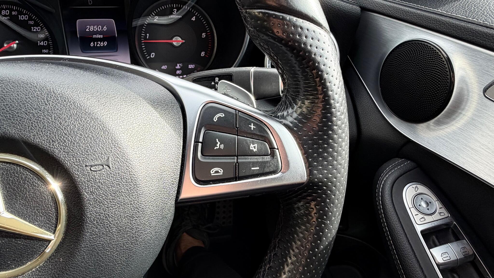 Mercedes-Benz C-Class view 44