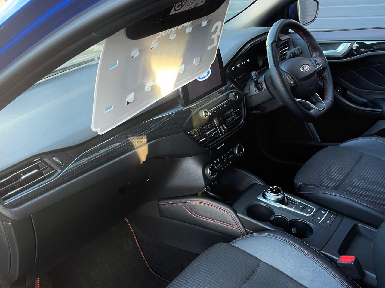 Ford Focus view 17