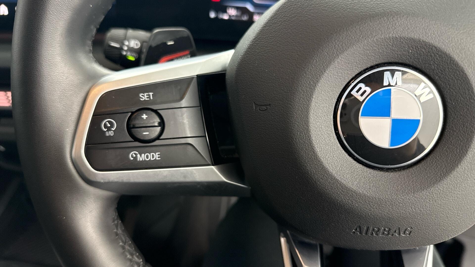 BMW 1 Series view 17
