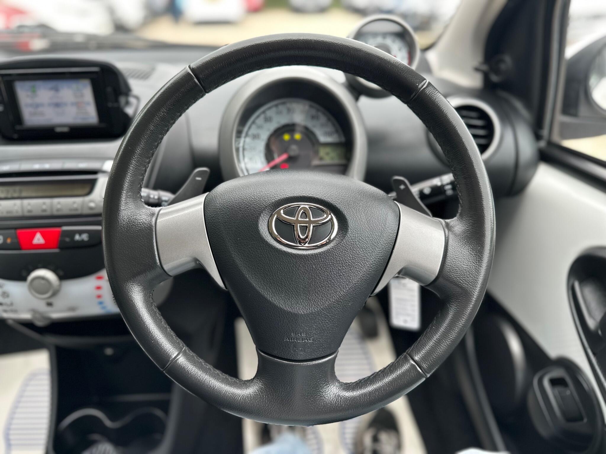 Toyota Aygo view 27