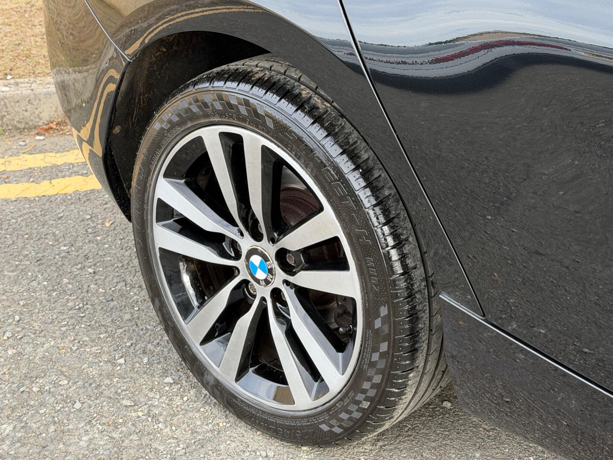 BMW 1 Series view 23