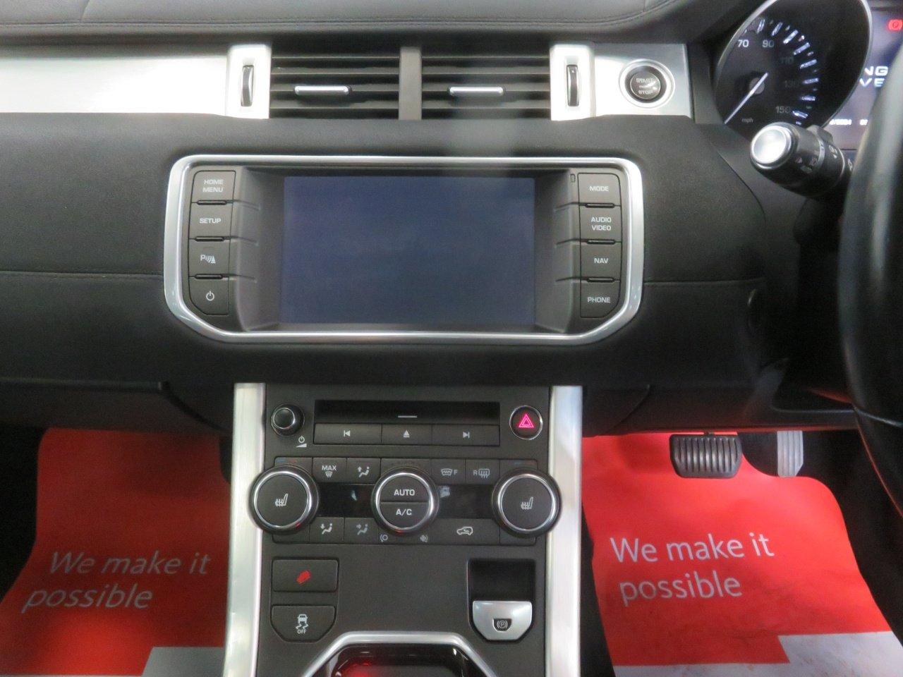 Land Rover Range Rover Evoque view 34