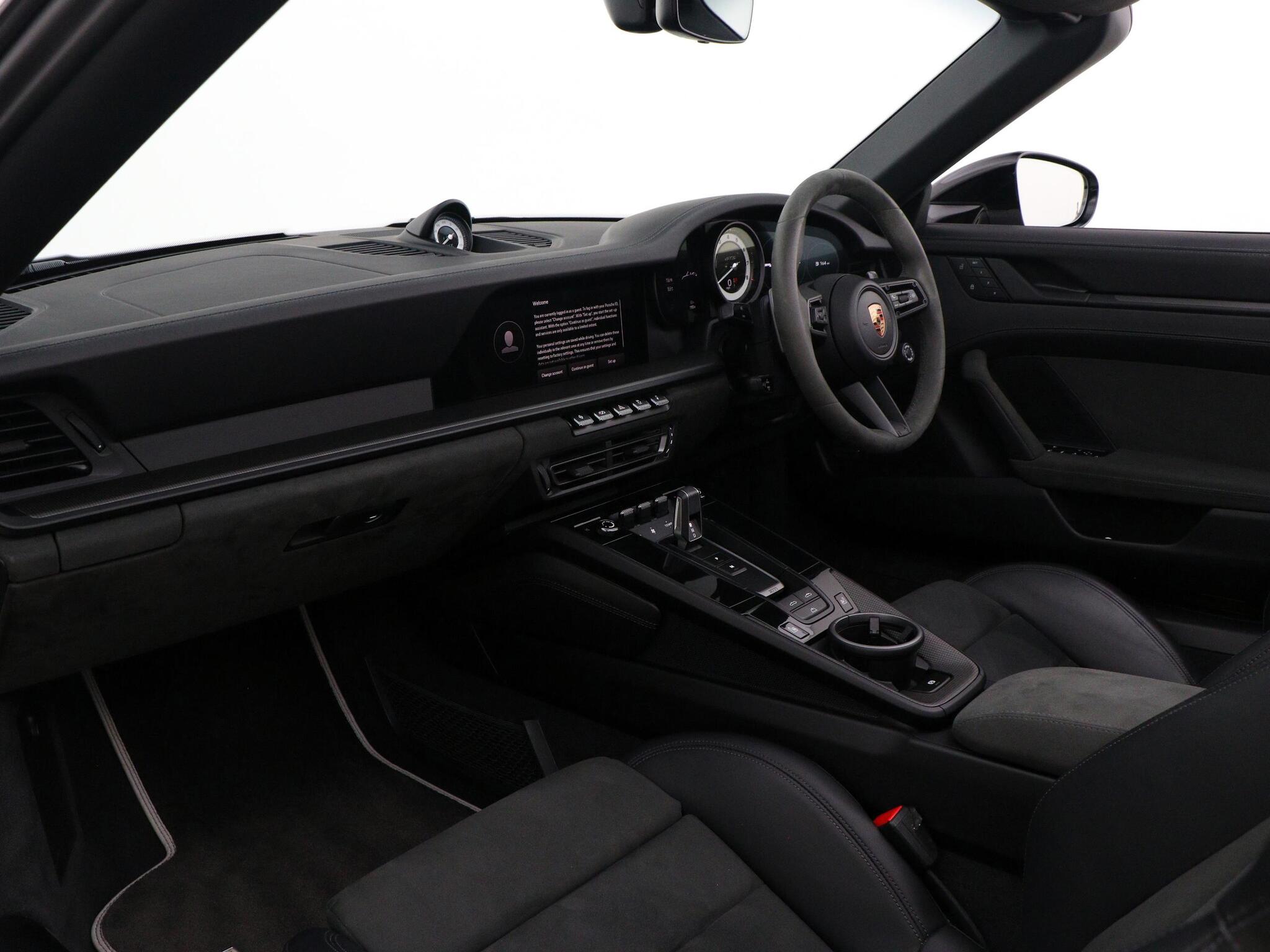 Porsche 911 view 3