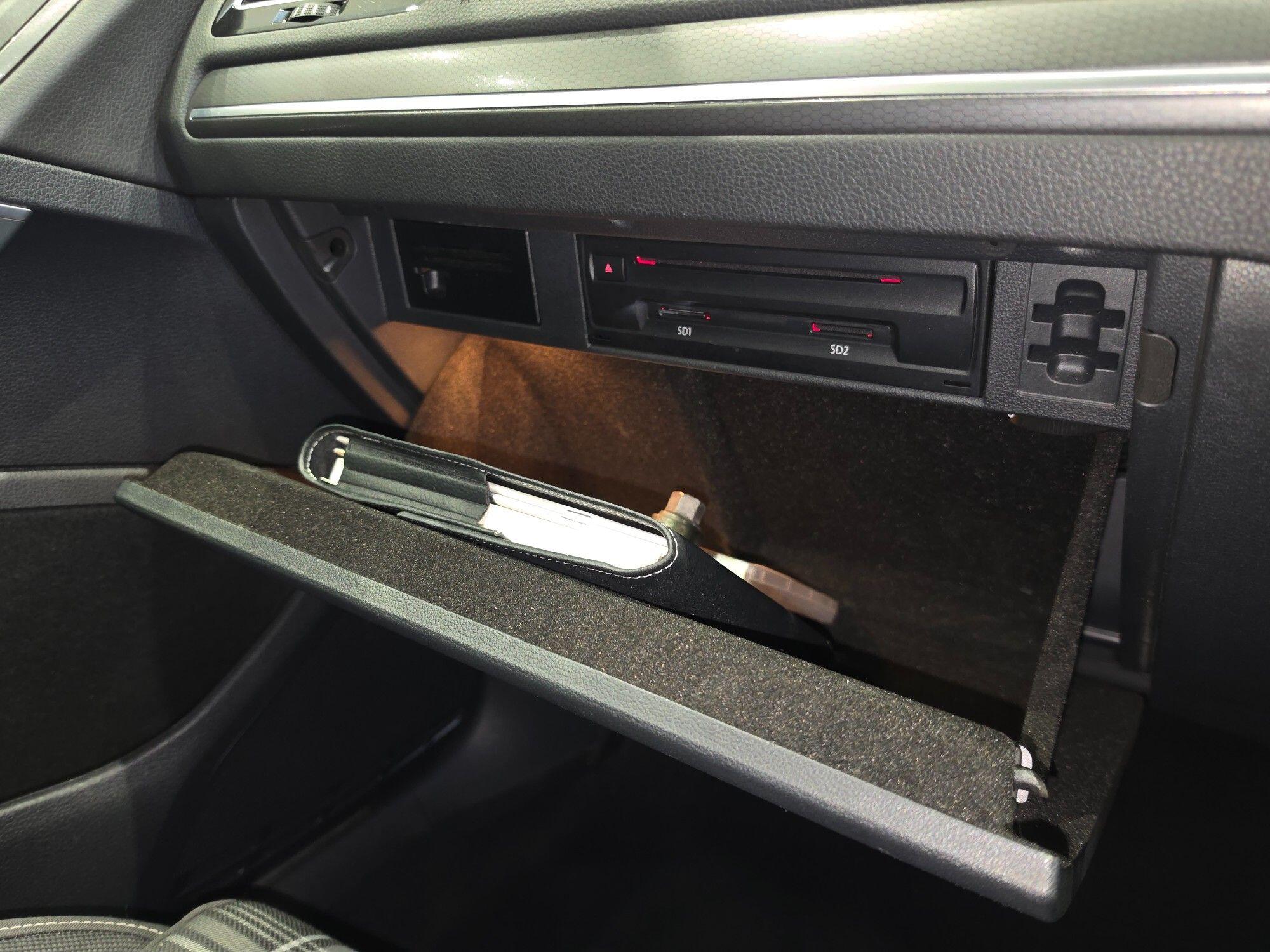Volkswagen Golf view 20