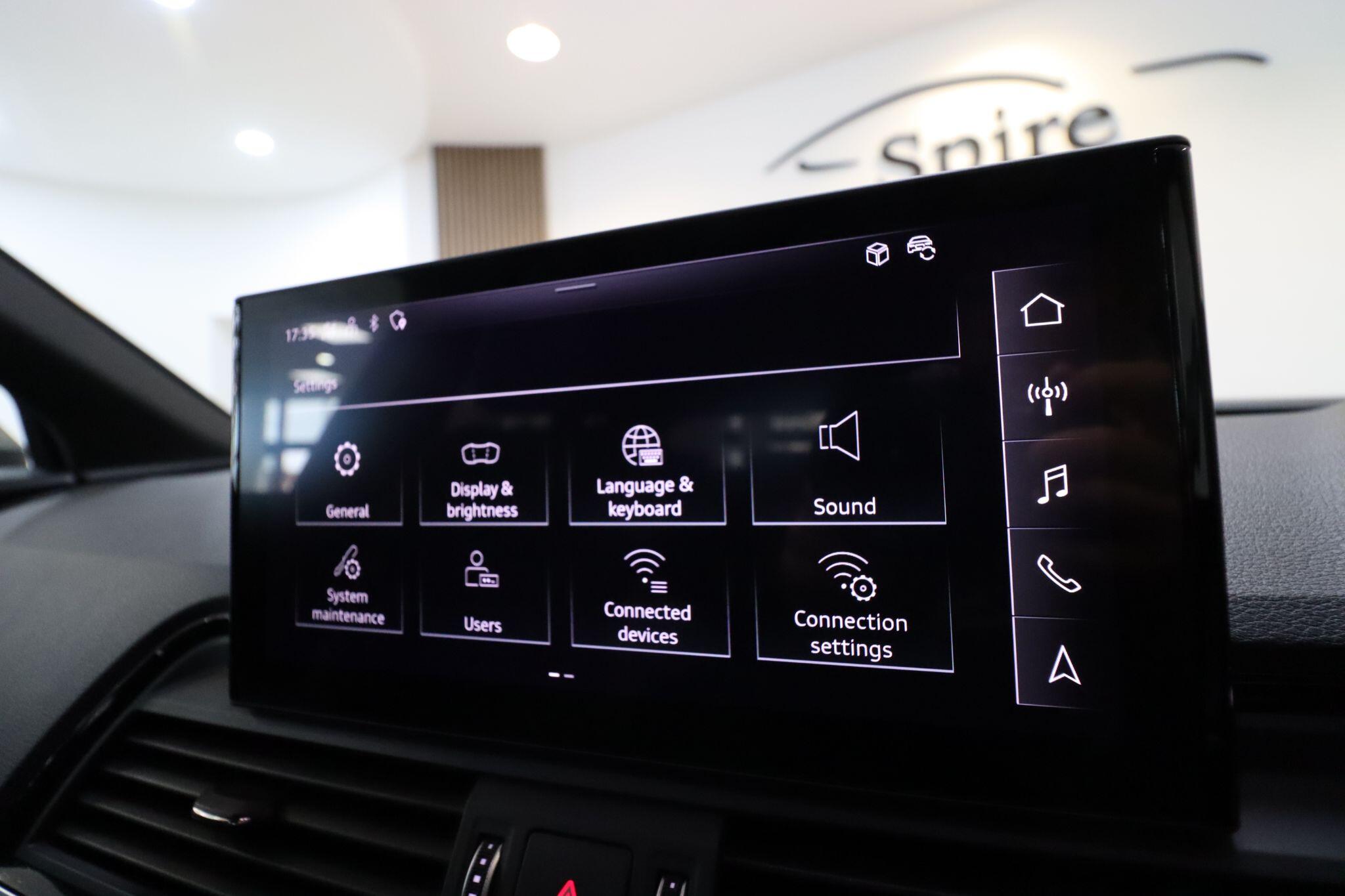 Audi Q5 view 30