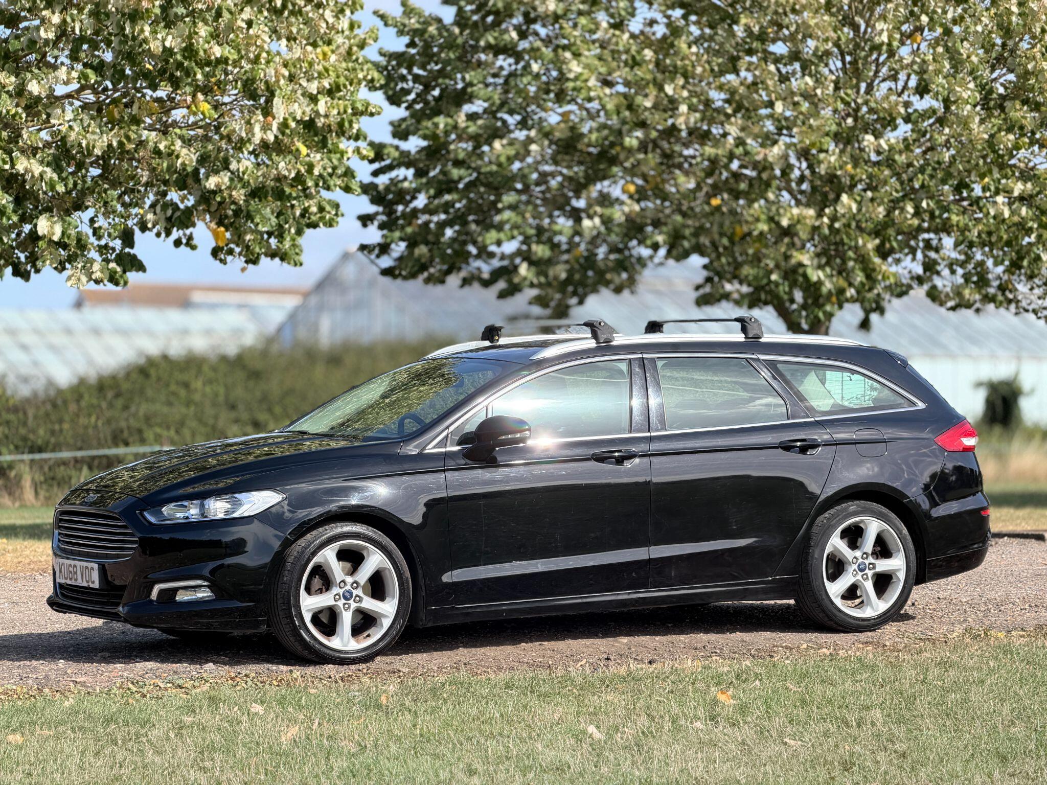 Ford Mondeo view 16