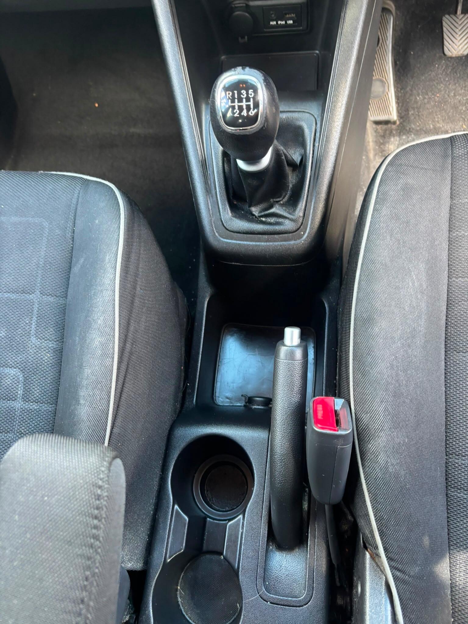 Kia Venga view 22