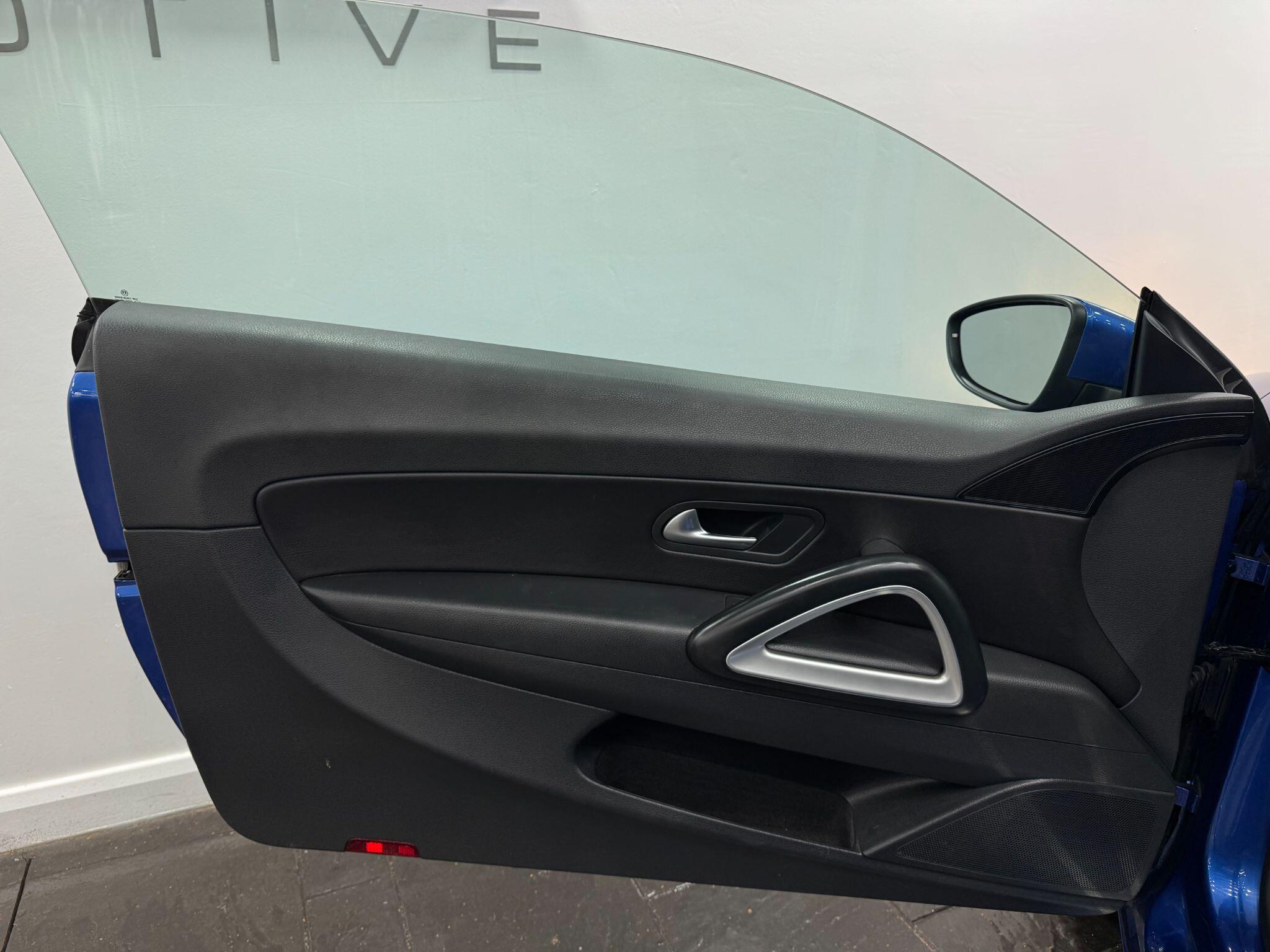 Volkswagen Scirocco view 47