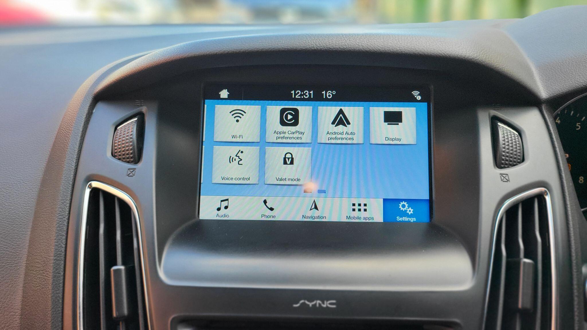 Ford Focus view 24