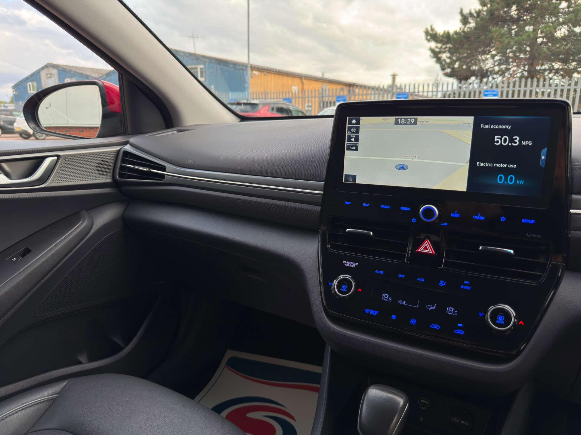 Hyundai Ioniq view 56