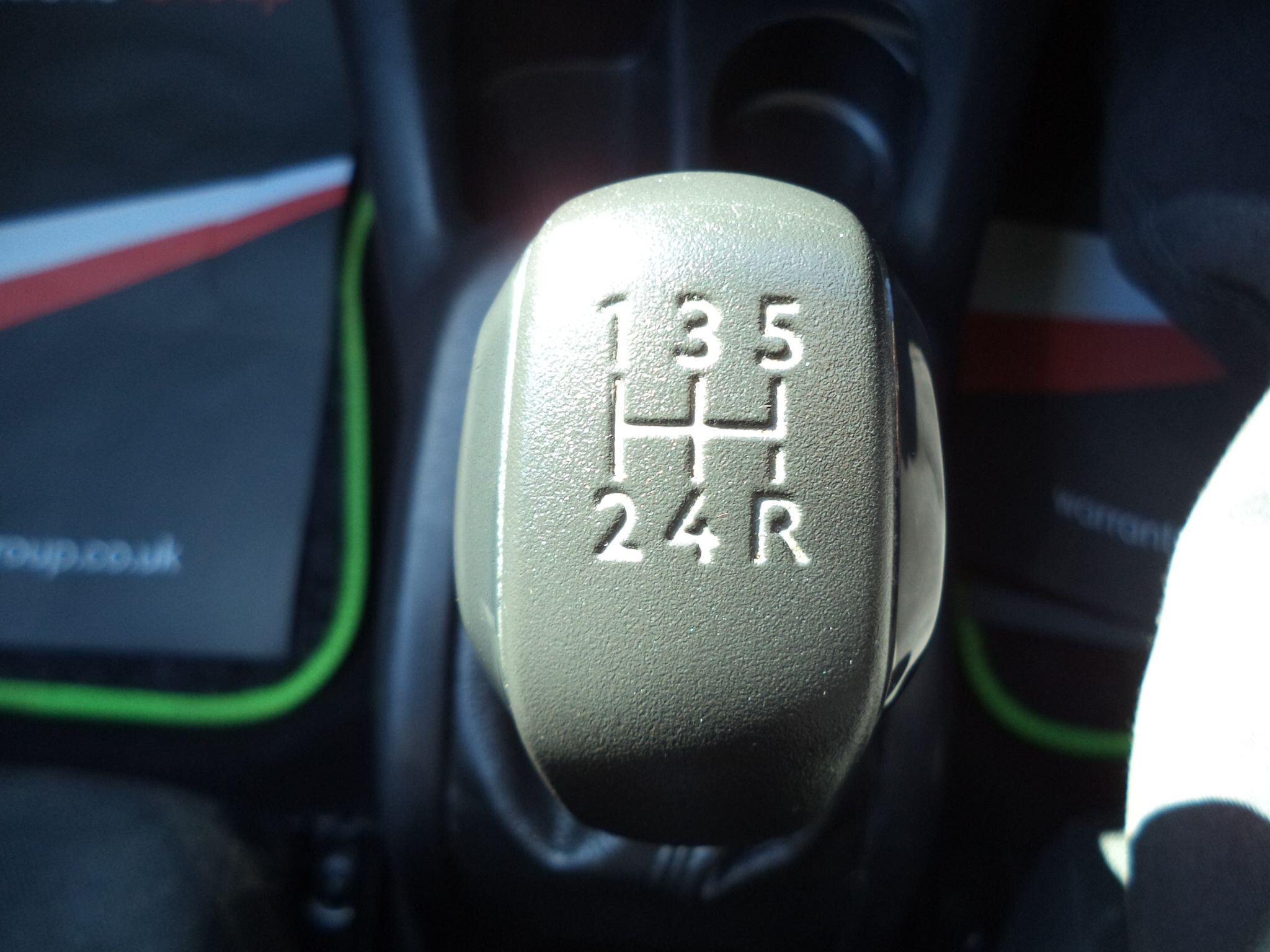 Citroen C4 Cactus view 52