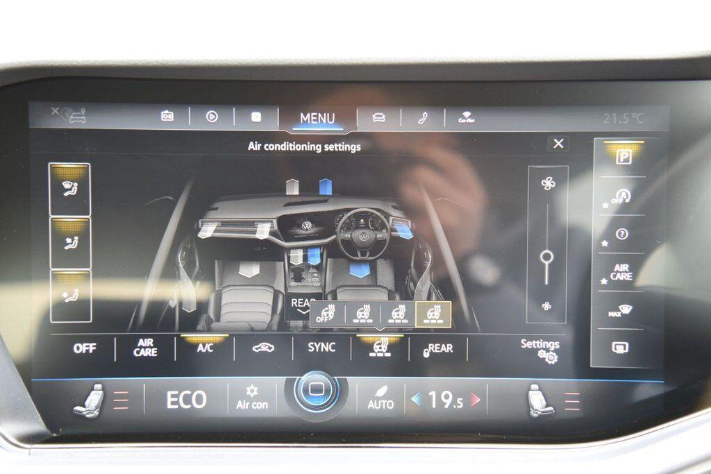 Volkswagen Touareg view 49