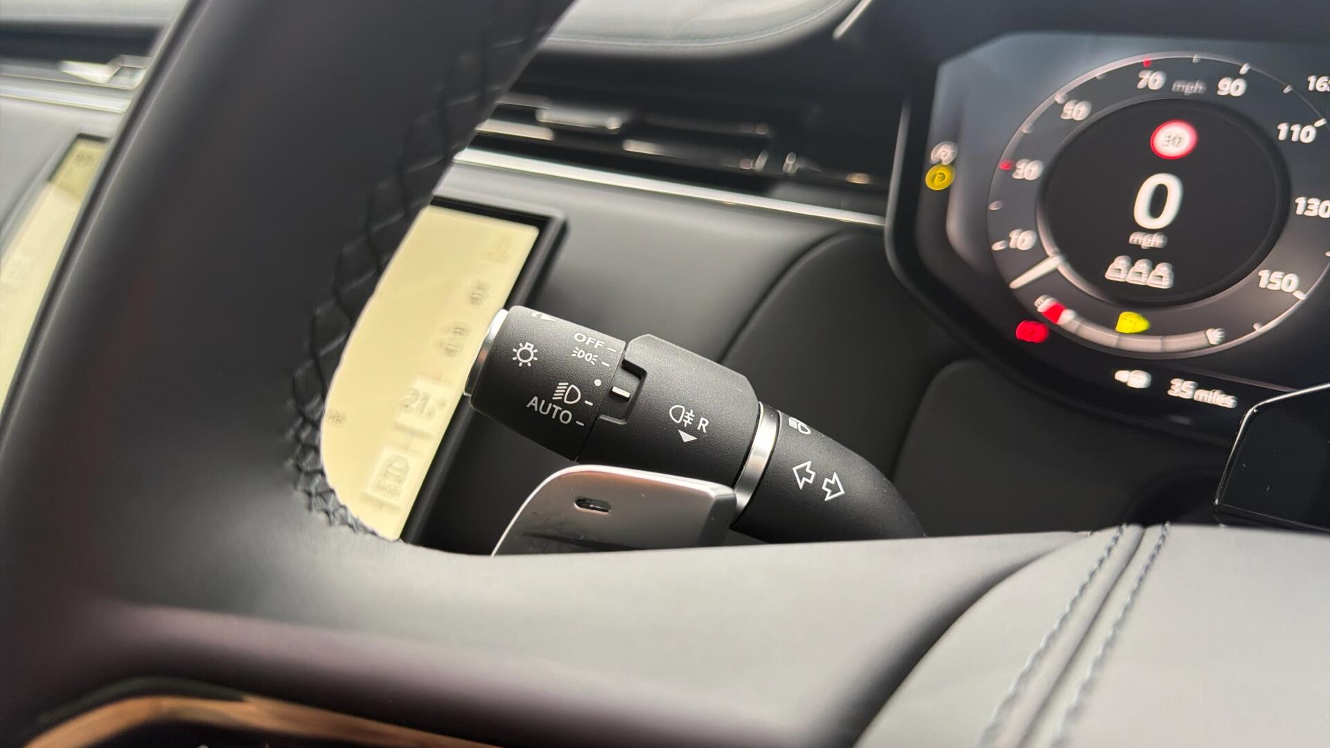 Land Rover Range Rover Sport view 41