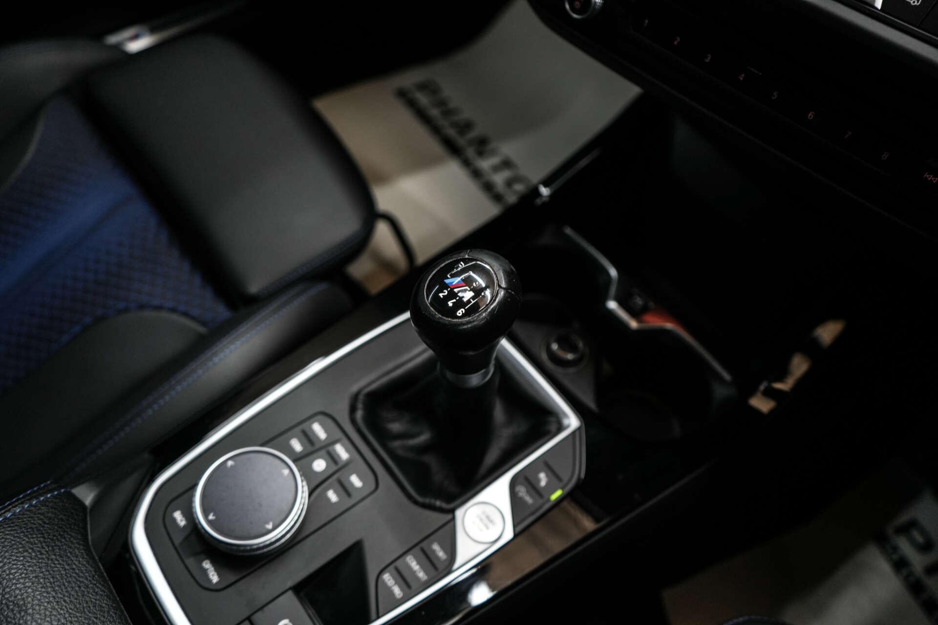 BMW 1 Series view 35