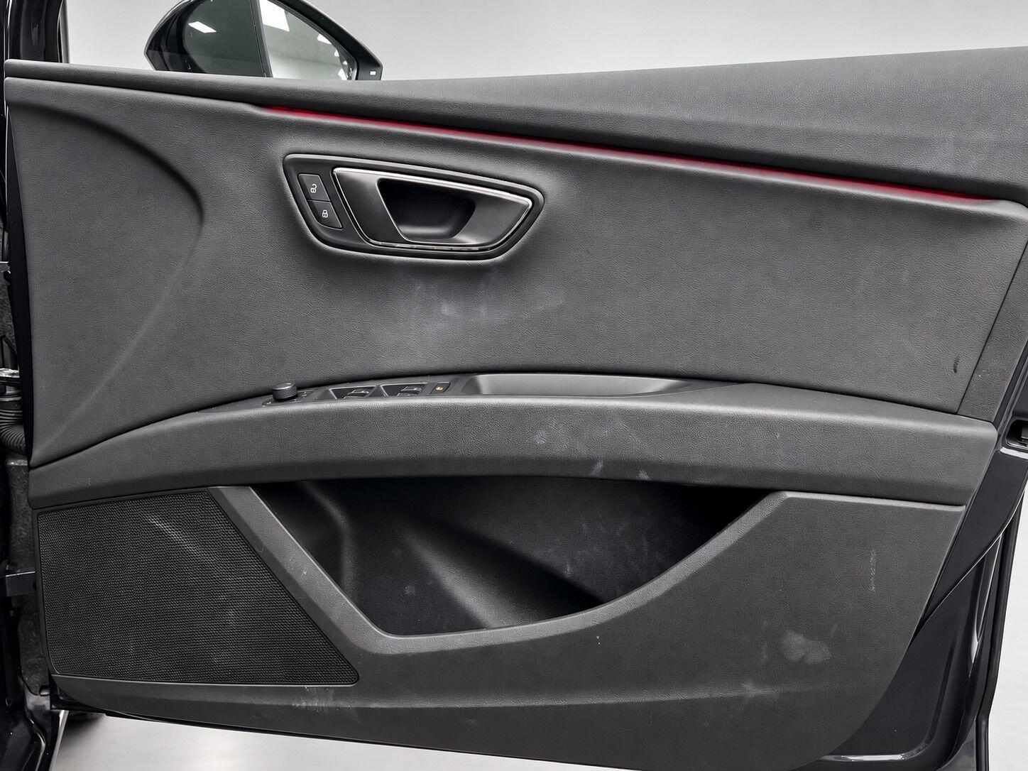 Seat Leon view 16