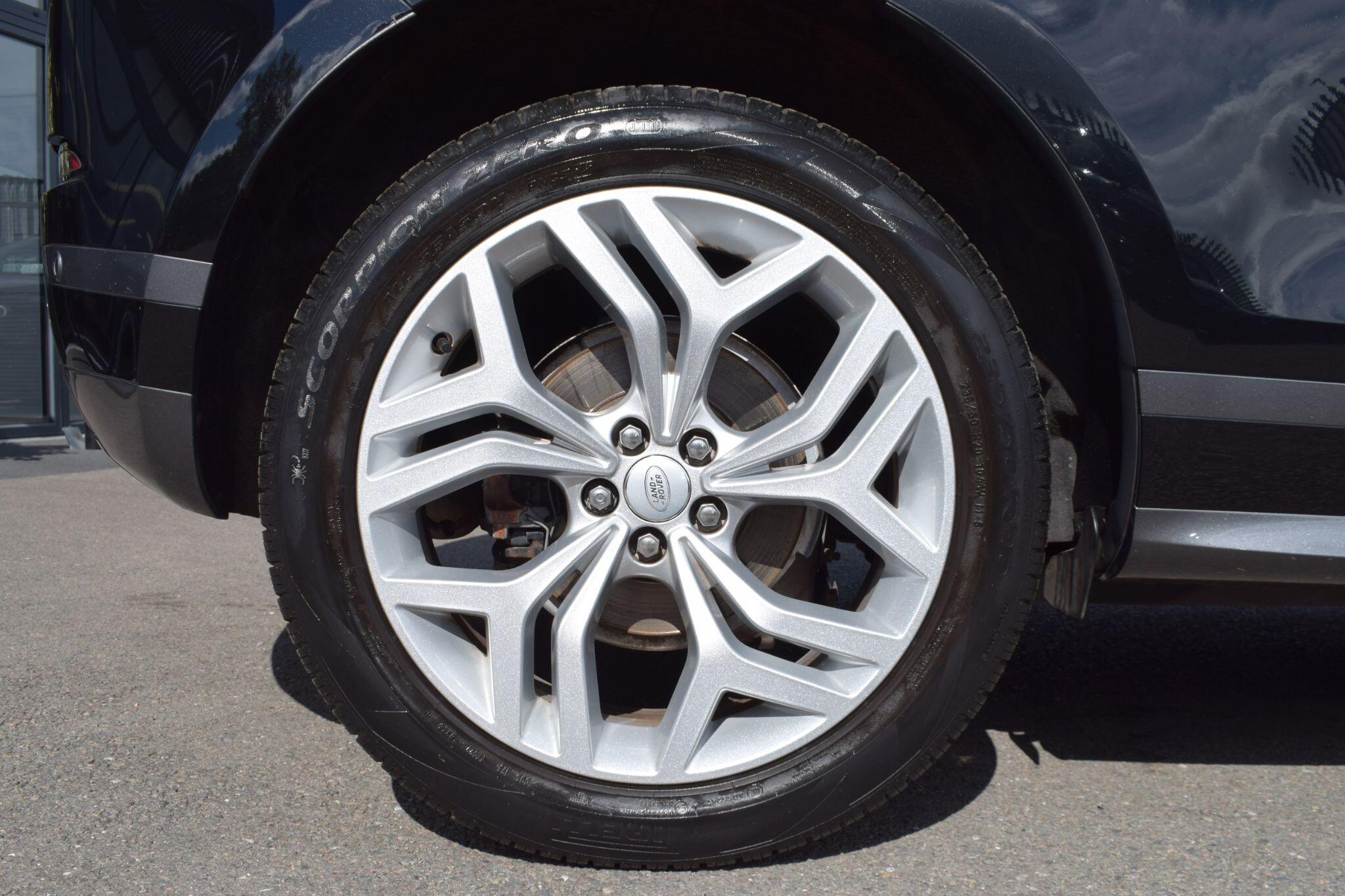 Land Rover Range Rover Evoque view 22