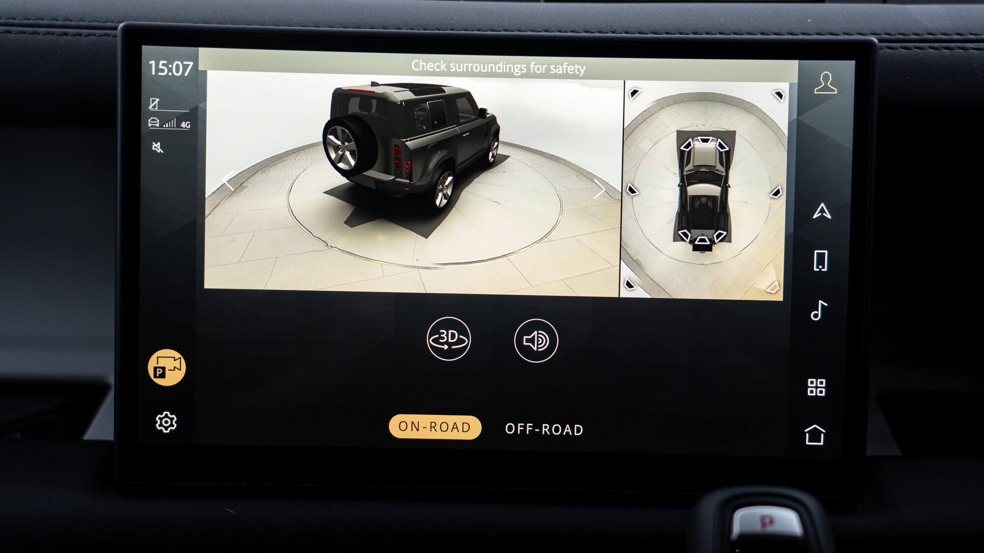 Land Rover Defender 90 view 28