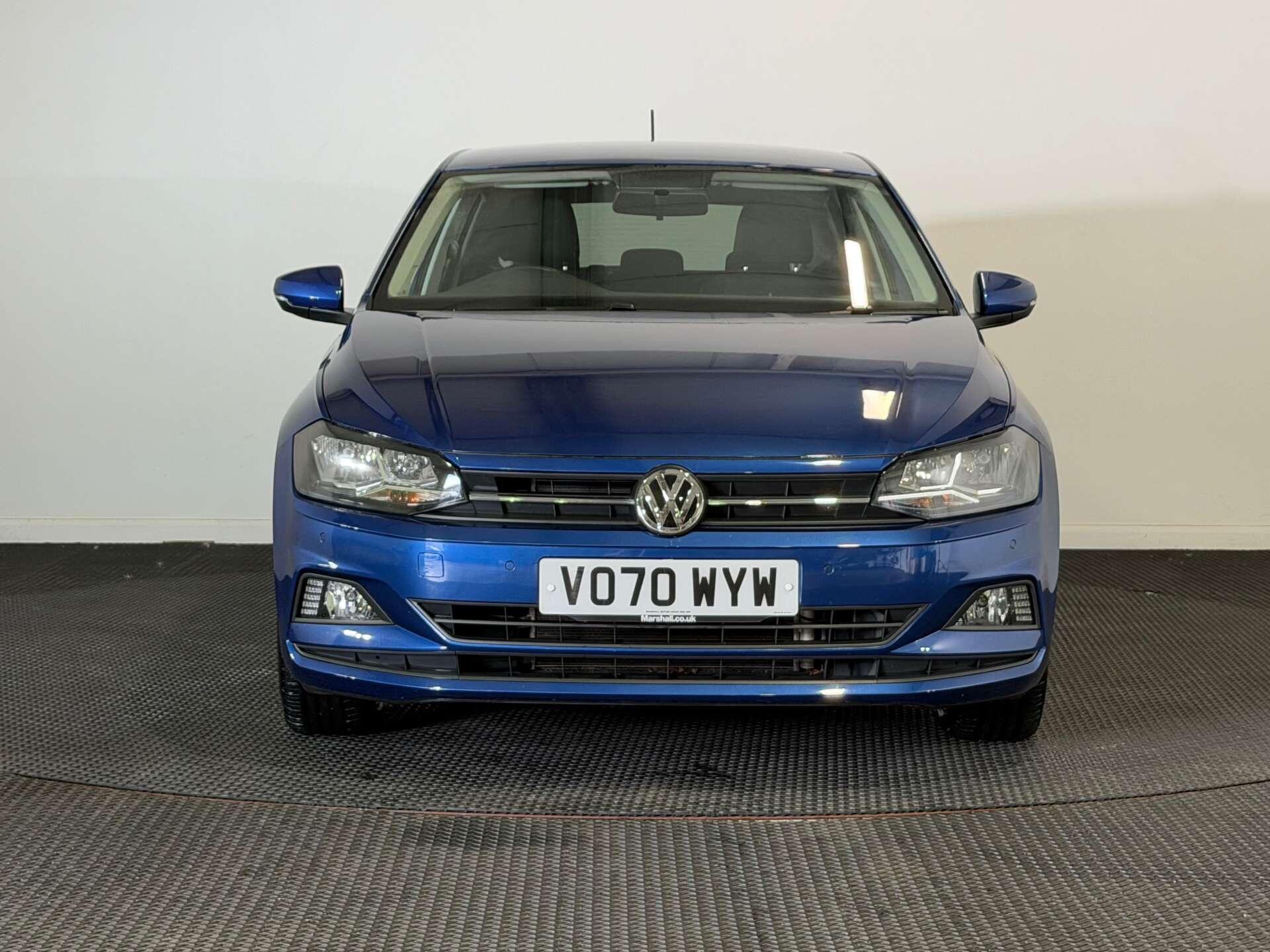Volkswagen Polo view 2