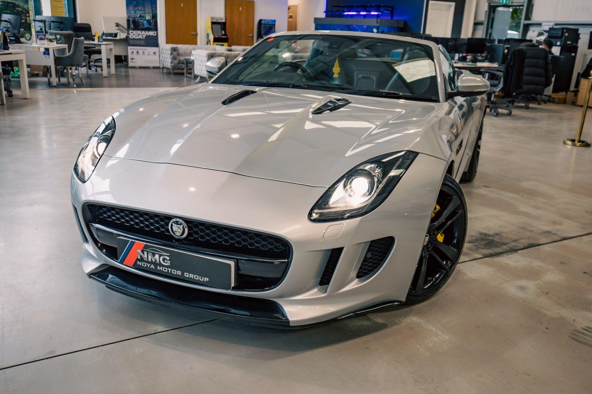 Jaguar F-Type view 4