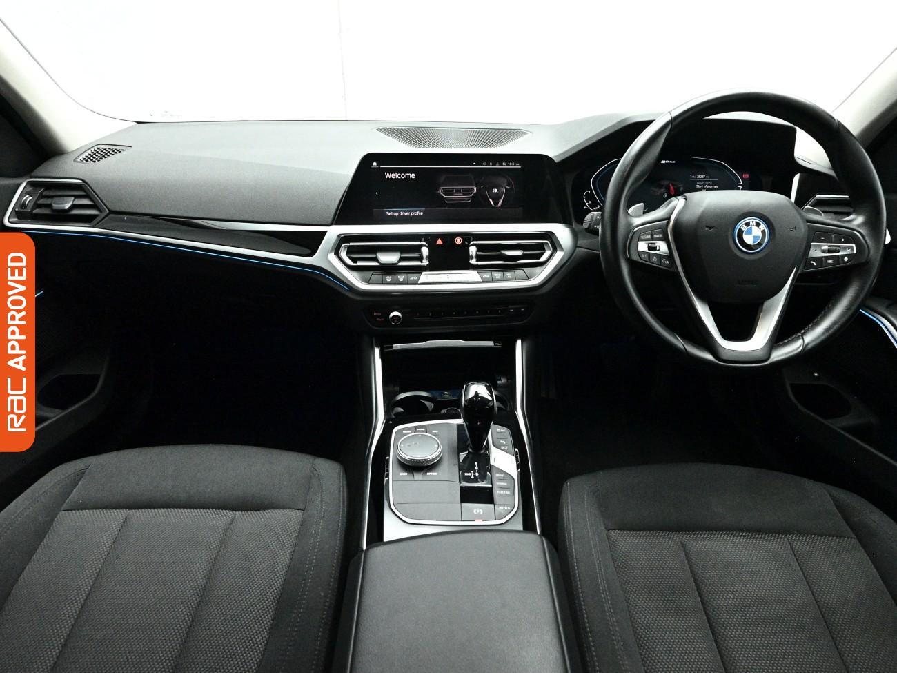 BMW 3 Series view 2
