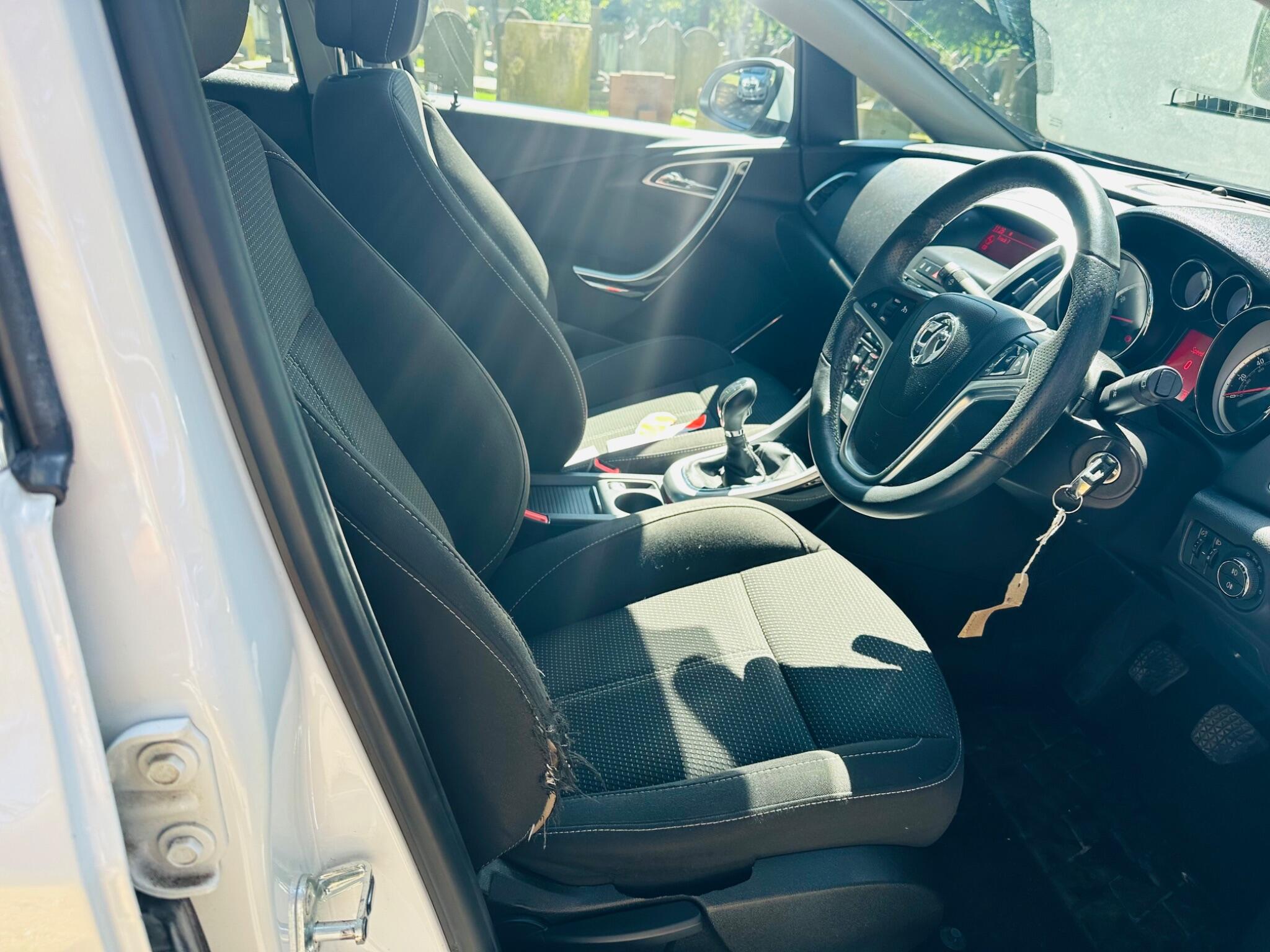 Vauxhall Astra view 11