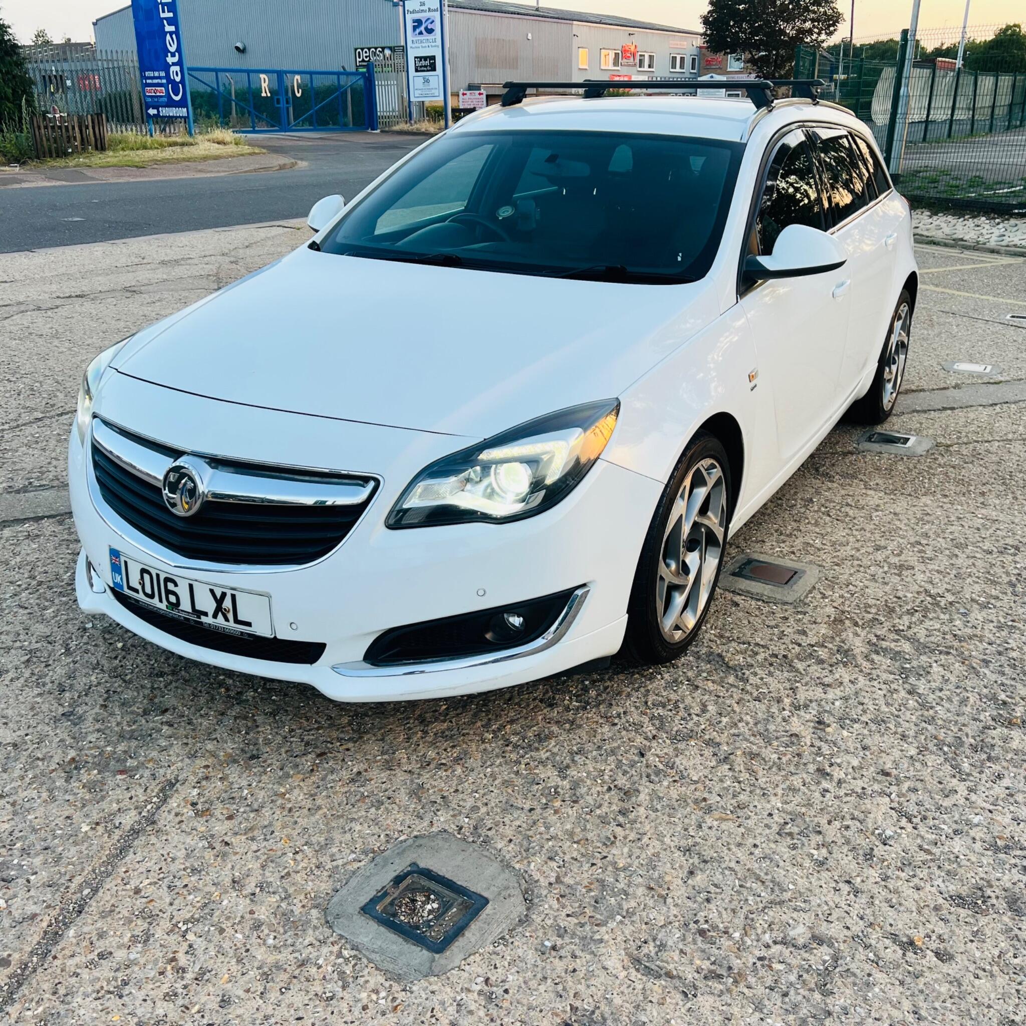 Vauxhall Insignia view 5