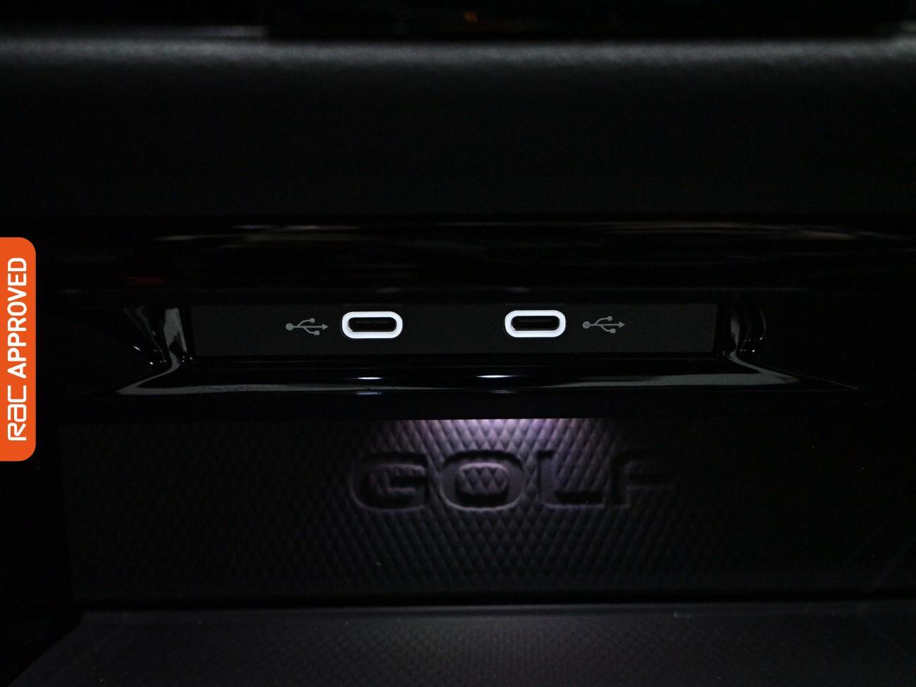 Volkswagen Golf view 19