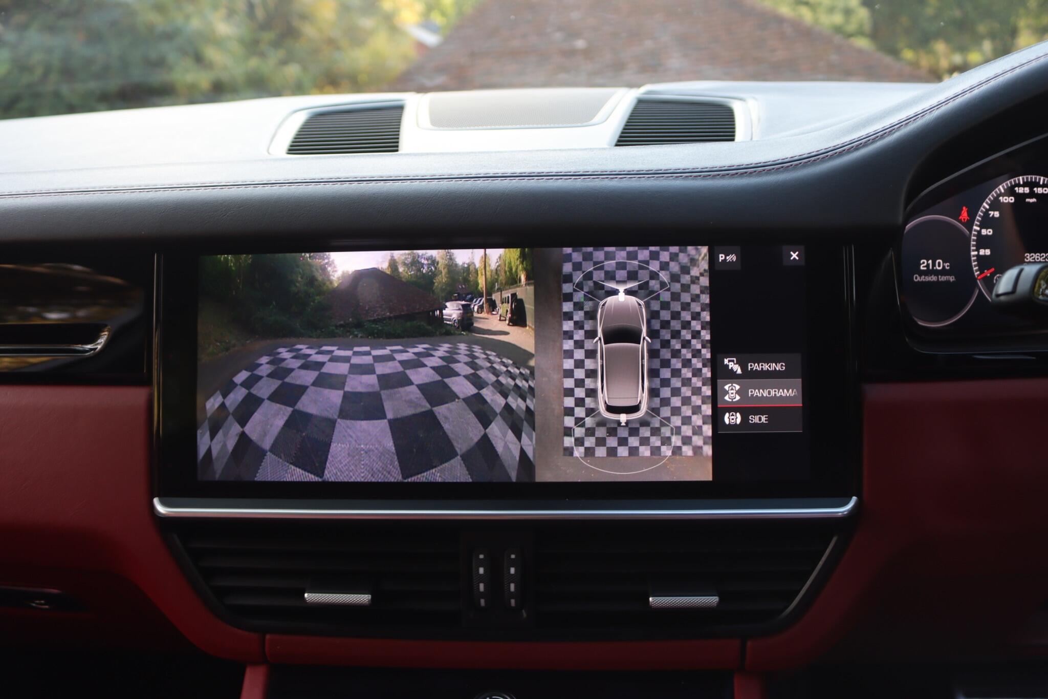 Porsche Cayenne view 62